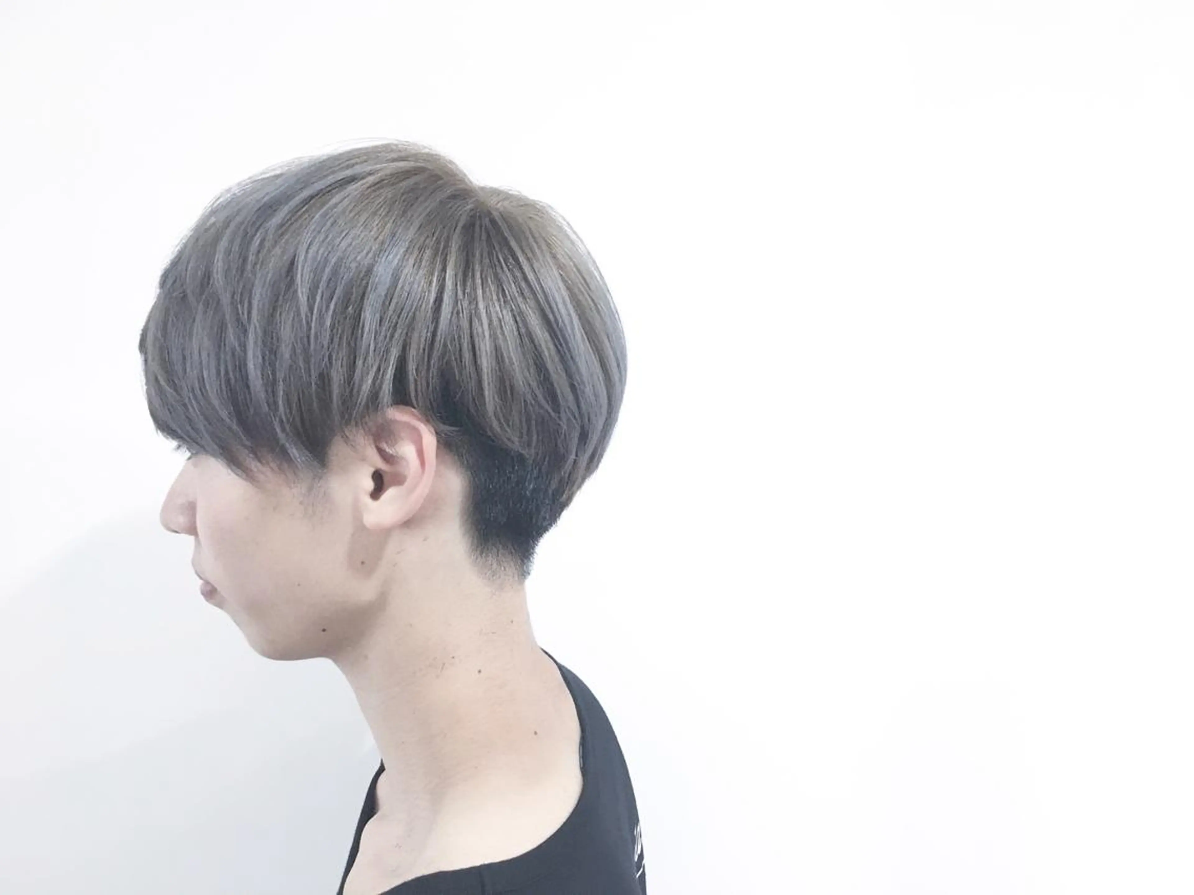 カラー メンズ ダブルカラー てんま さやかのヘアスタイル