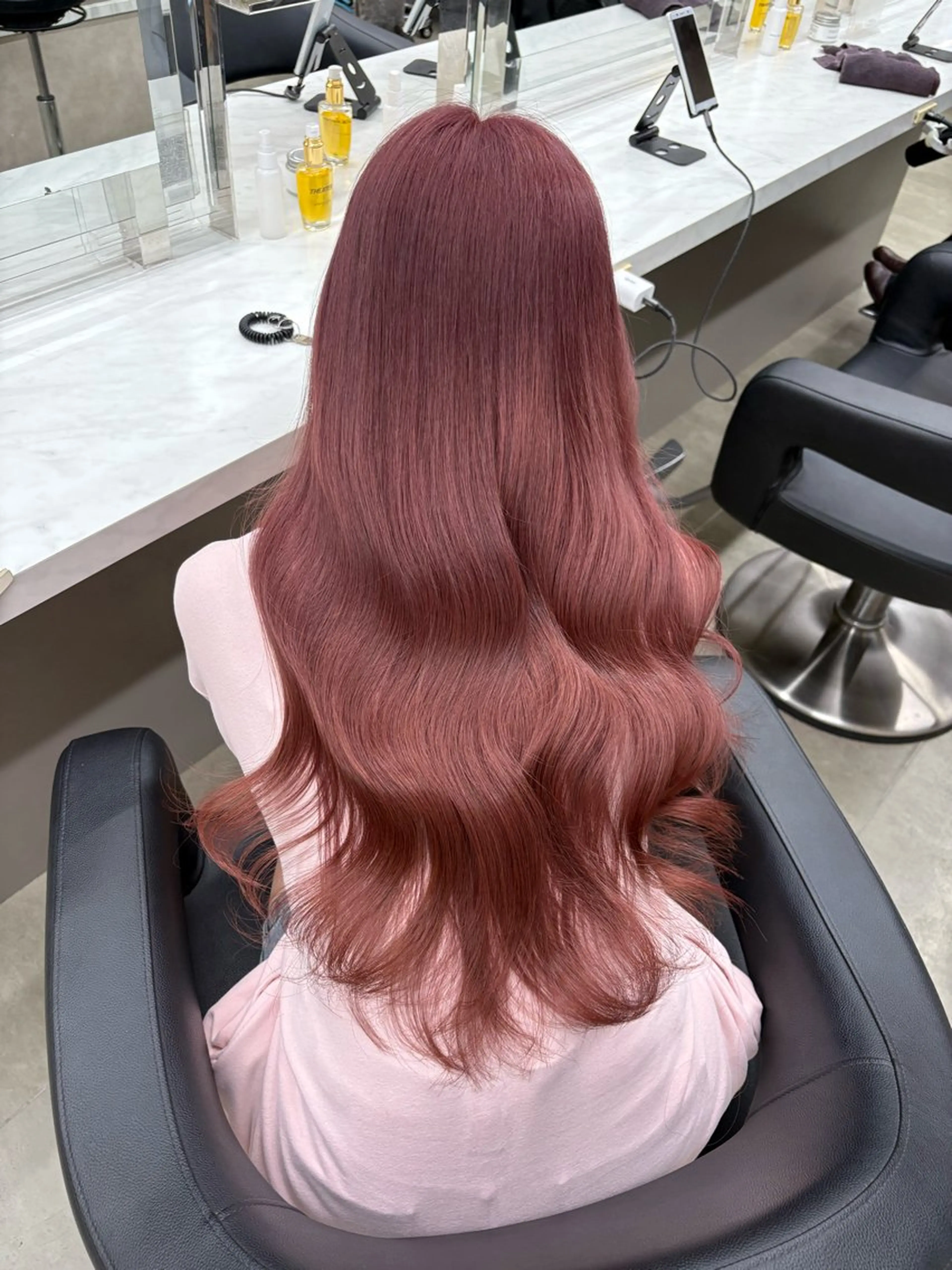 カラー ヘアカラー トリートメント 透明感ベージュ🤎 ナチュラルレイヤーのヘアスタイル