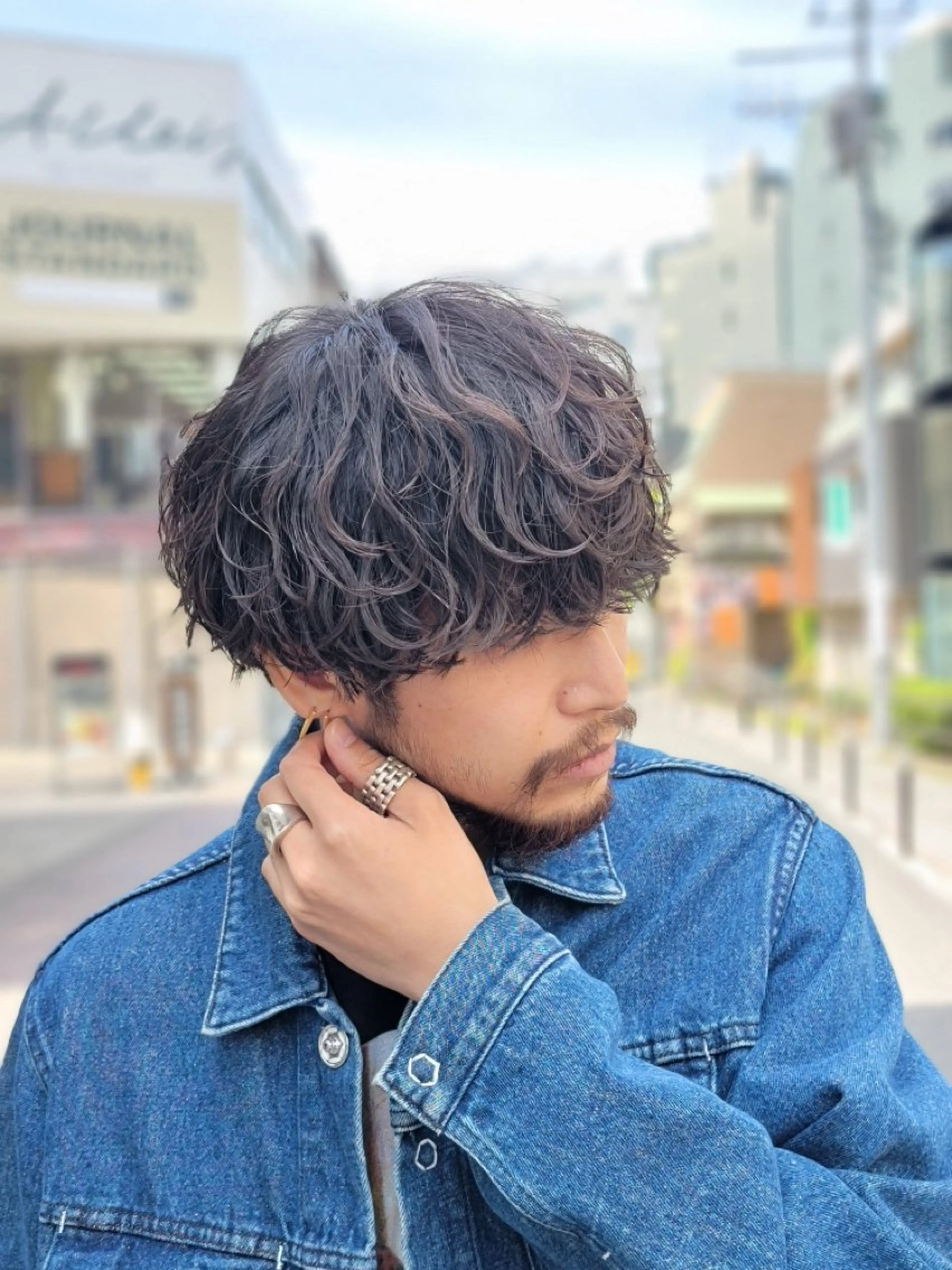 ショート パーマ メンズ メンズパーマ カット パーマ トリートメント fifth men's harajuku所属・fifthメンズ原宿 波巻きパーマ平居俊太のヘアスタイル