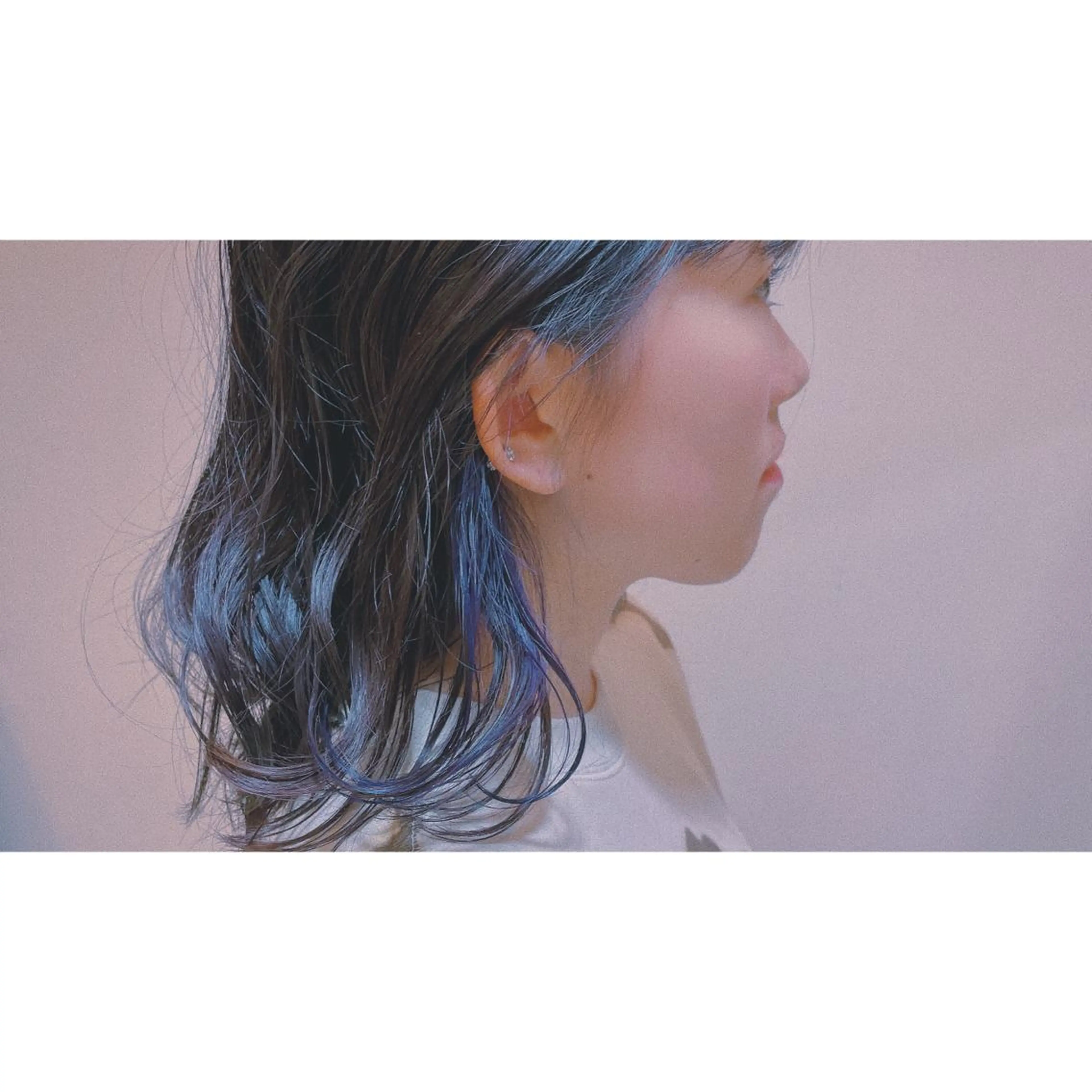 ミディアム カラー ブルーカラー ラベンダーカラー カット トリートメント 齊藤 賢祐のヘアスタイル