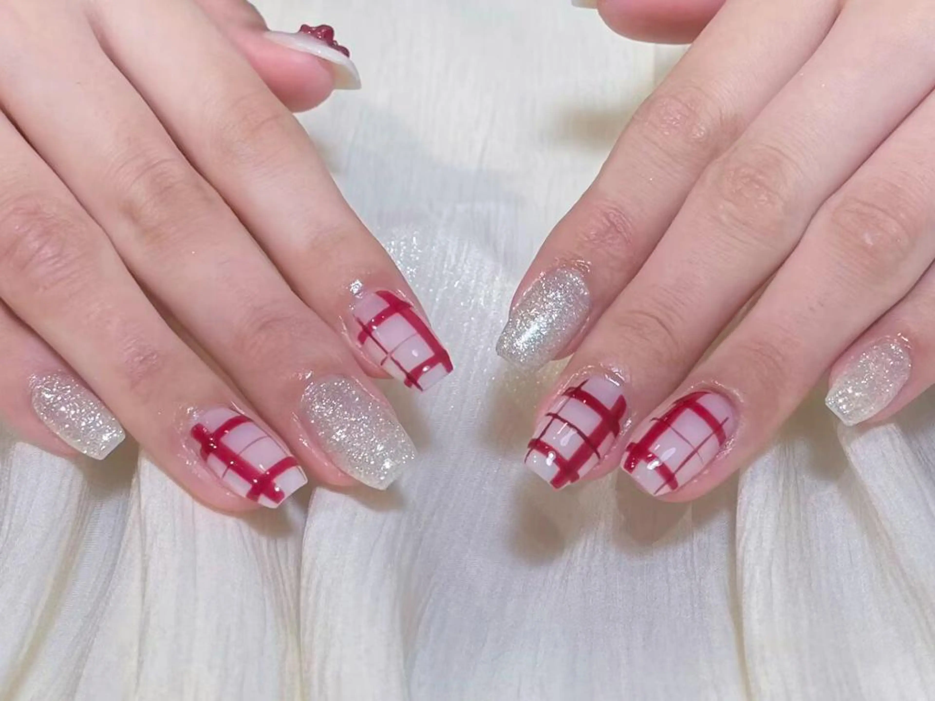 ネイル ハンドネイル ハンドケア Lumina Nail💕のネイルデザイン