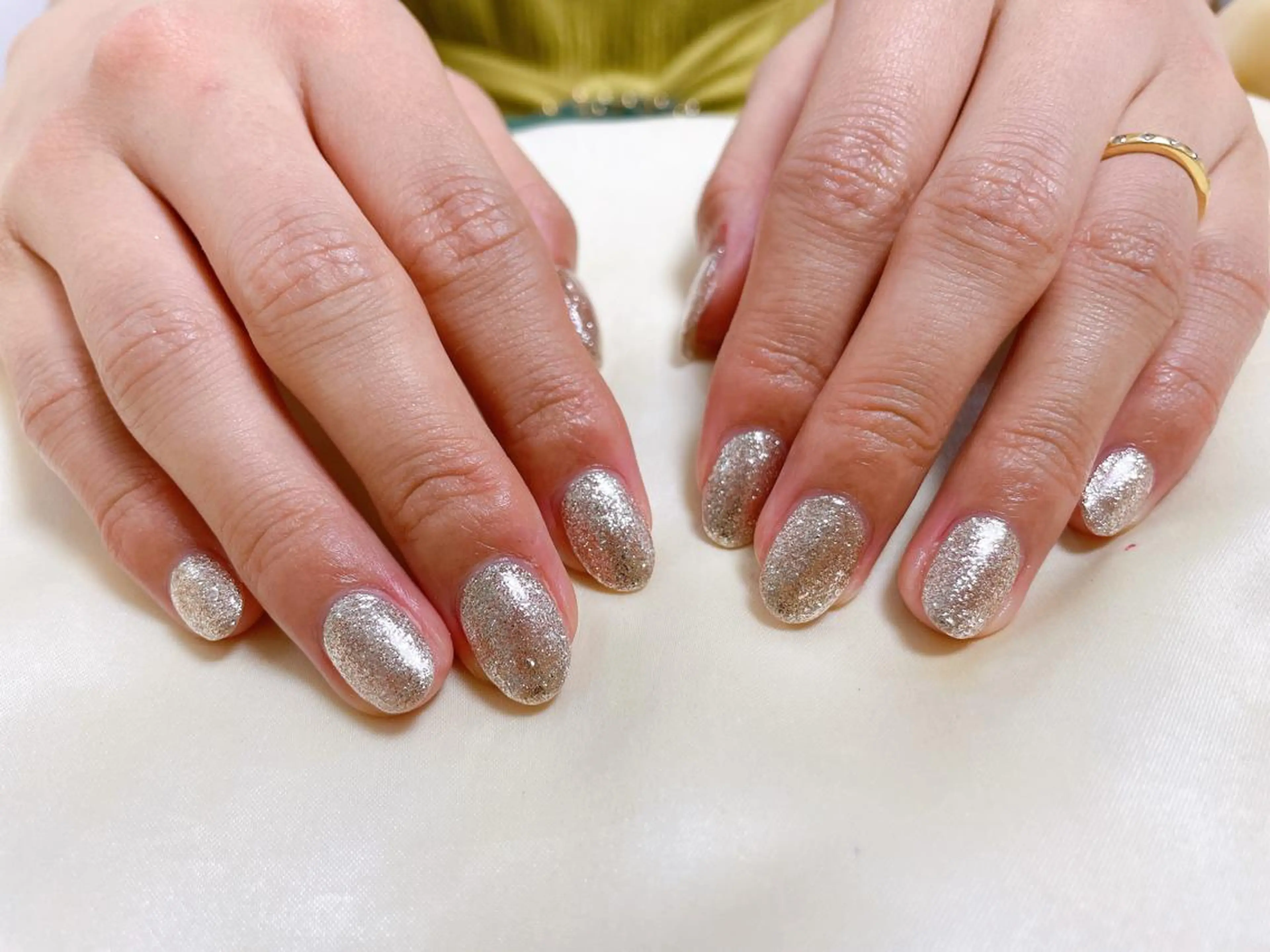 ネイル ラメ(グリッター) ワンカラーネイル ハンドネイル mogunail &blowのネイルデザイン