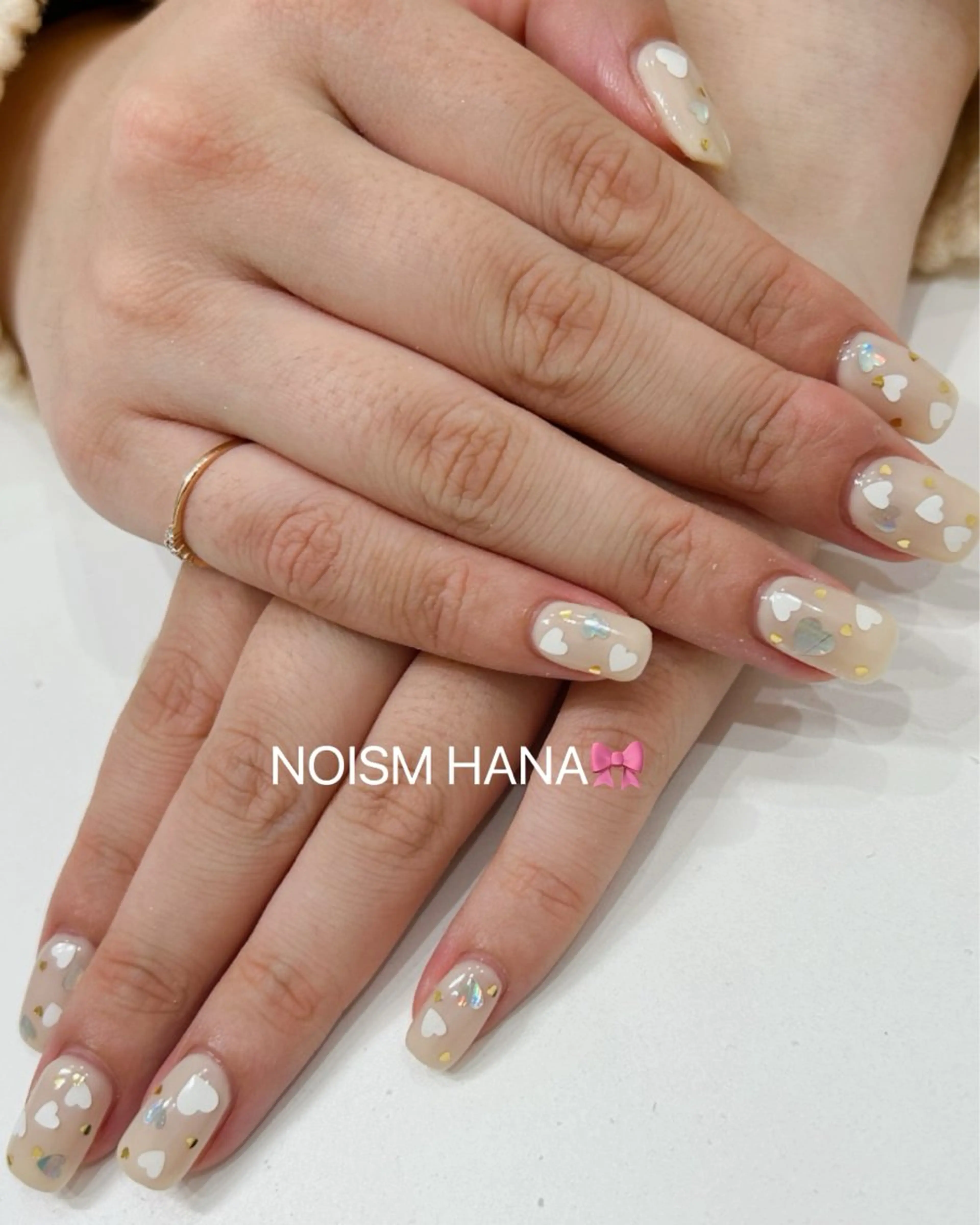 ネイル グラデーション キラキラネイル 韓国ネイル マグネットネイル ニュアンスネイル ハンドネイル 🎀大人nail /NOISMはな🎀のネイルデザイン