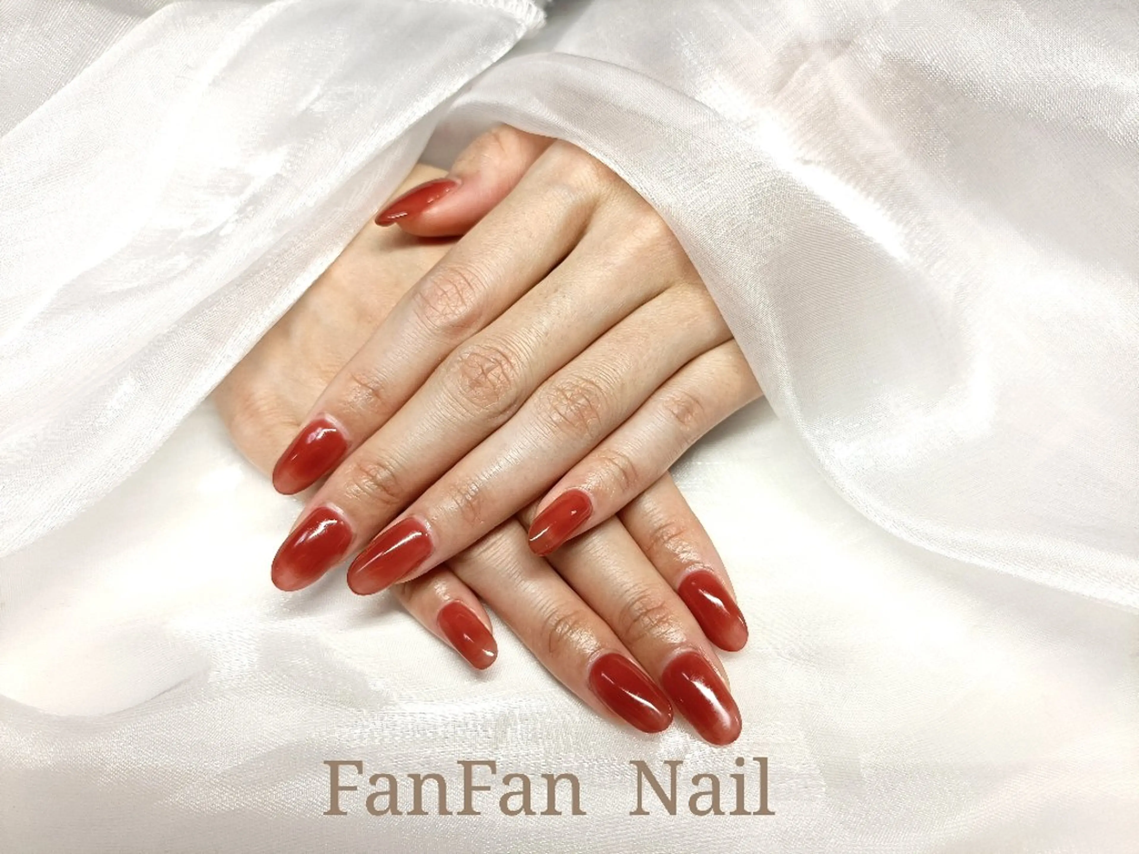 ネイル 長さ出し ワンカラーネイル ネイルチップ RUE FANFANNAILのネイルデザイン