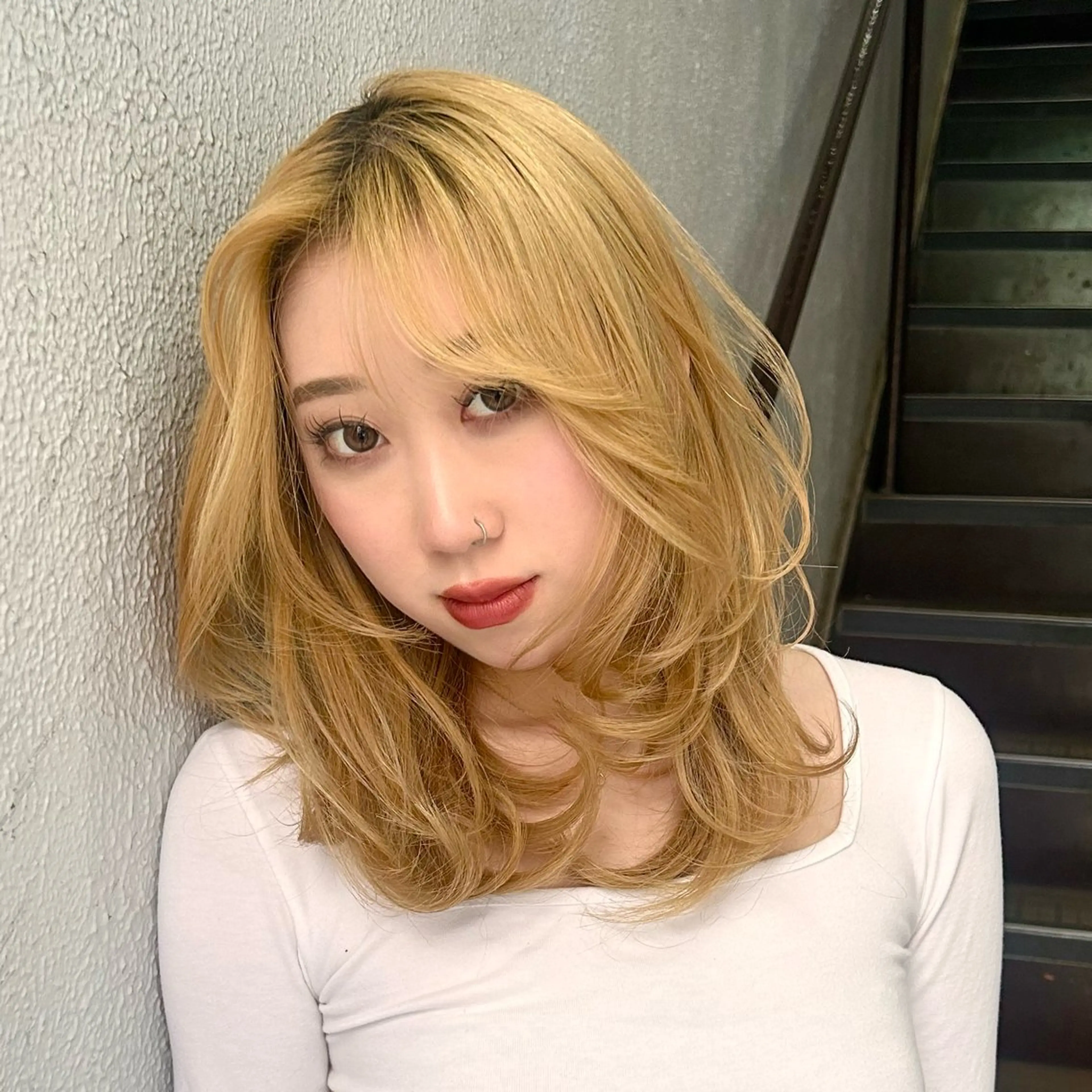 セミロング カット レイヤーカット /透明感カラーのヘアスタイル
