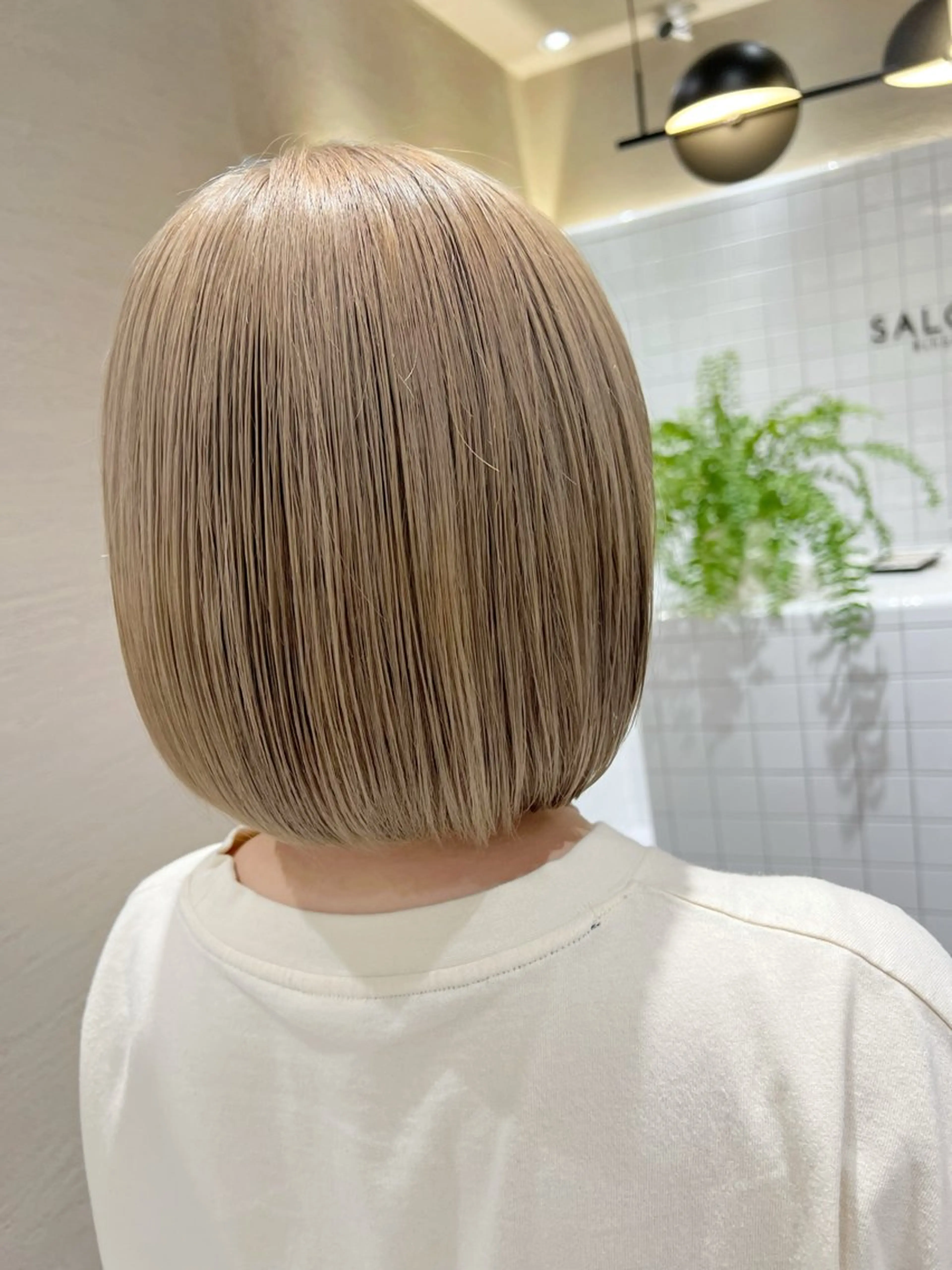ミディアム カラー ヘアアレンジ ベージュカラー ミルクティーベージュ 髪質改善 トリートメント ヘアカラー トリートメント 新宿color🐝 AYAKA🌈💖のヘアスタイル