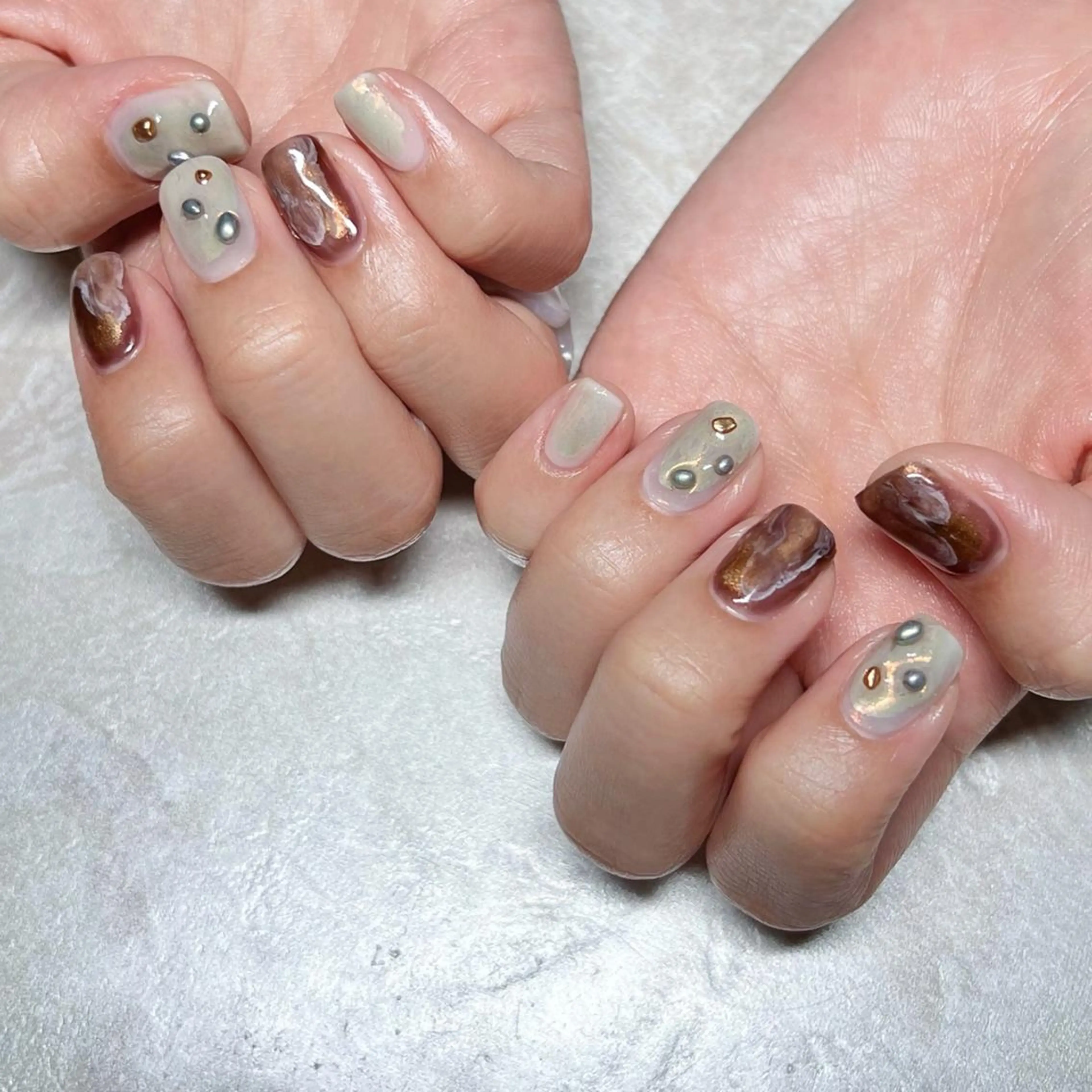 ネイル マグネットネイル ニュアンスネイル ショートネイル gemickle nailのネイルデザイン