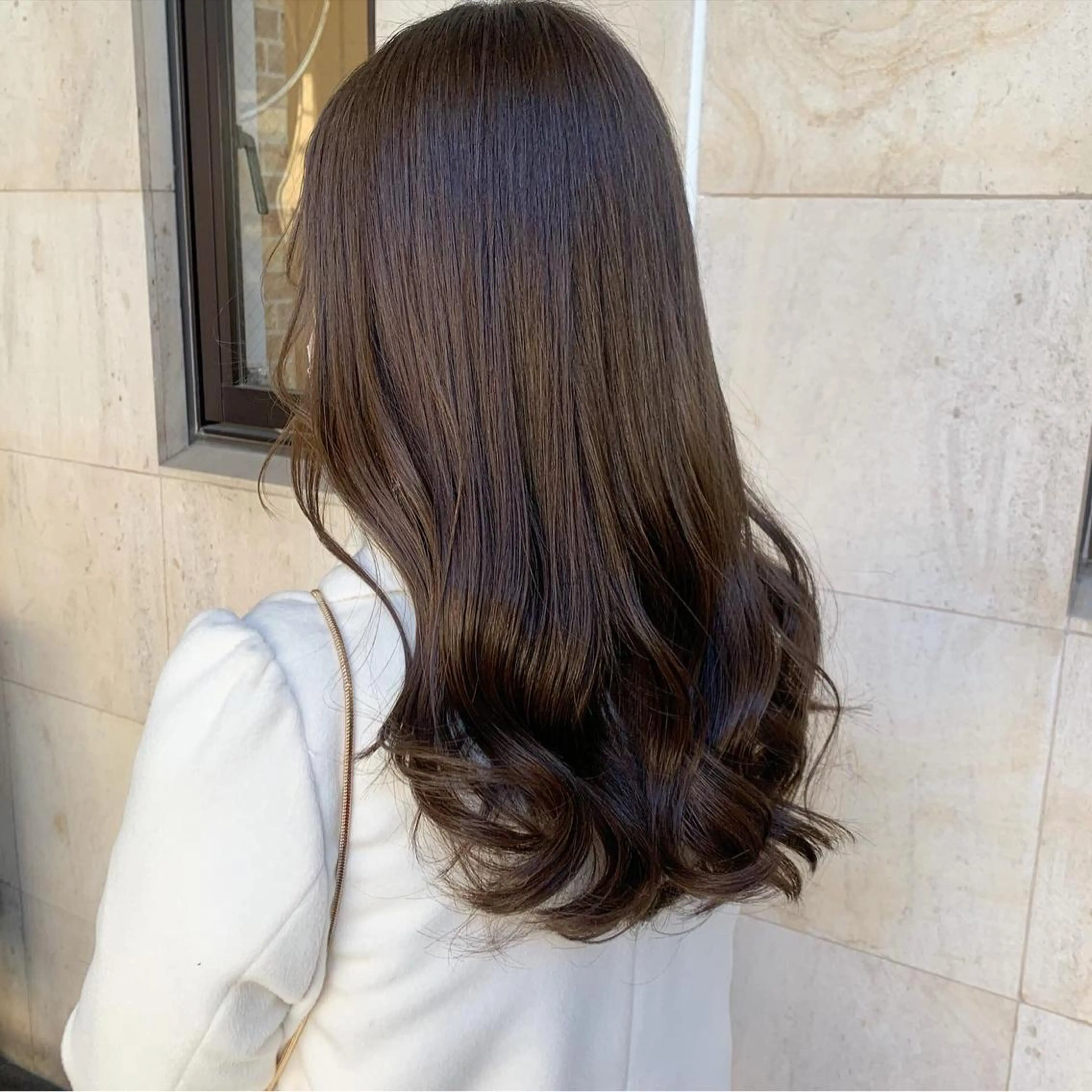 セミロング カラー ヘアアレンジ ショコラグレージュ グレージュ ✨艶髪✨透明感✨ 山内大樹のヘアスタイル