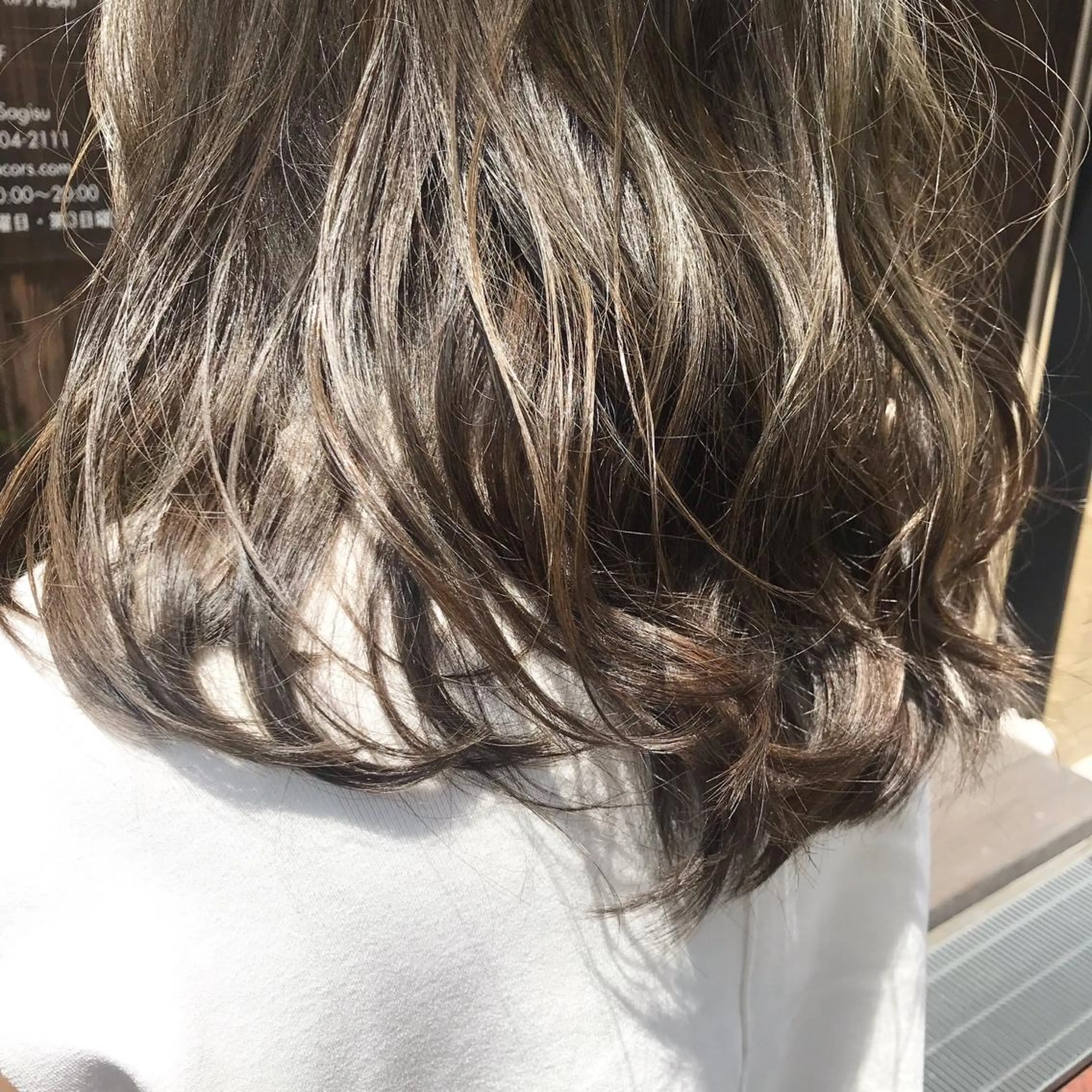 ミディアム カラー アッシュ ブリーチ 透明感カラー オリーブアッシュ 【似合わせカット】 松尾一気のヘアスタイル