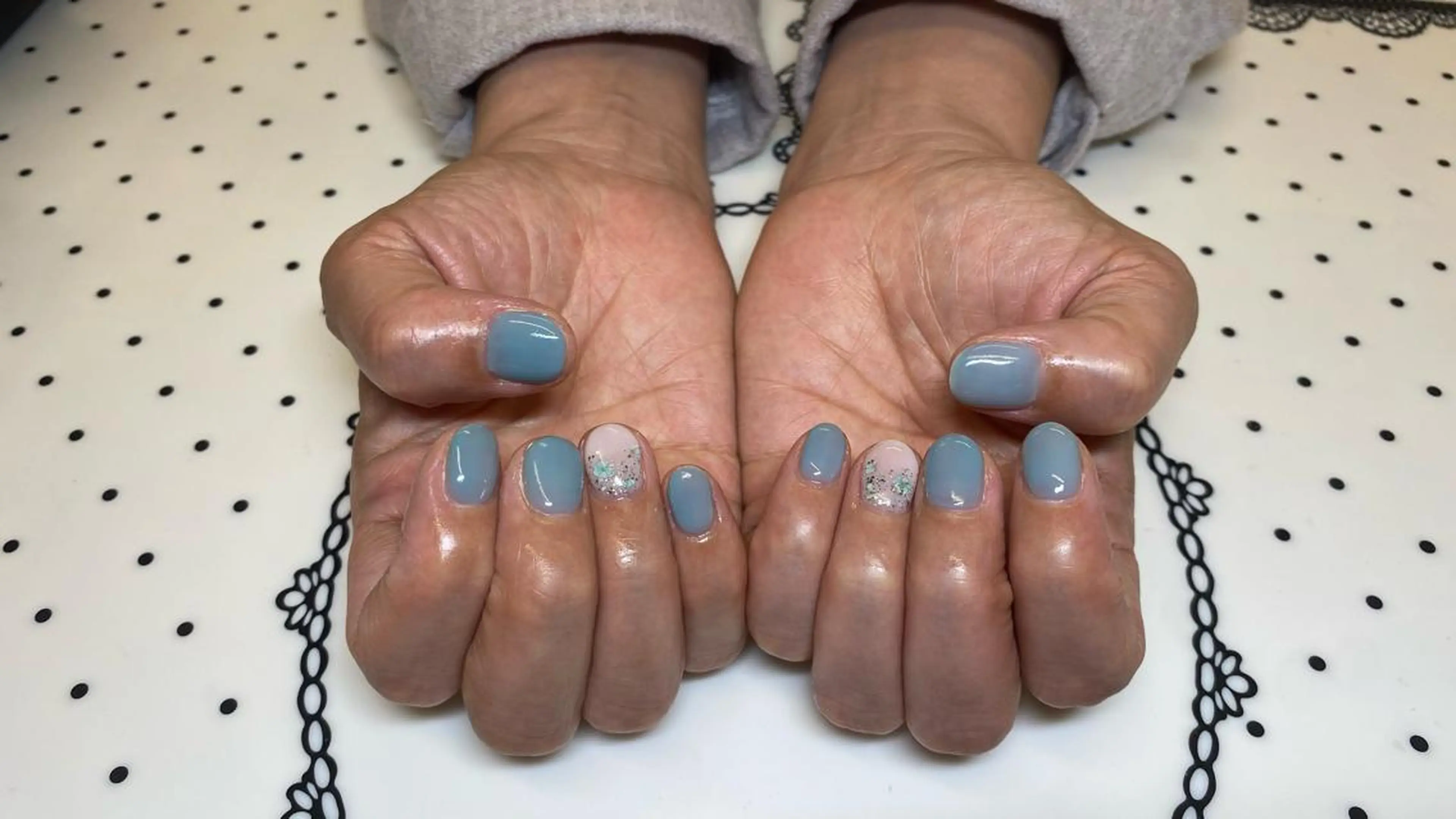 ネイル ハンドネイル EYEST クロダのネイルデザイン