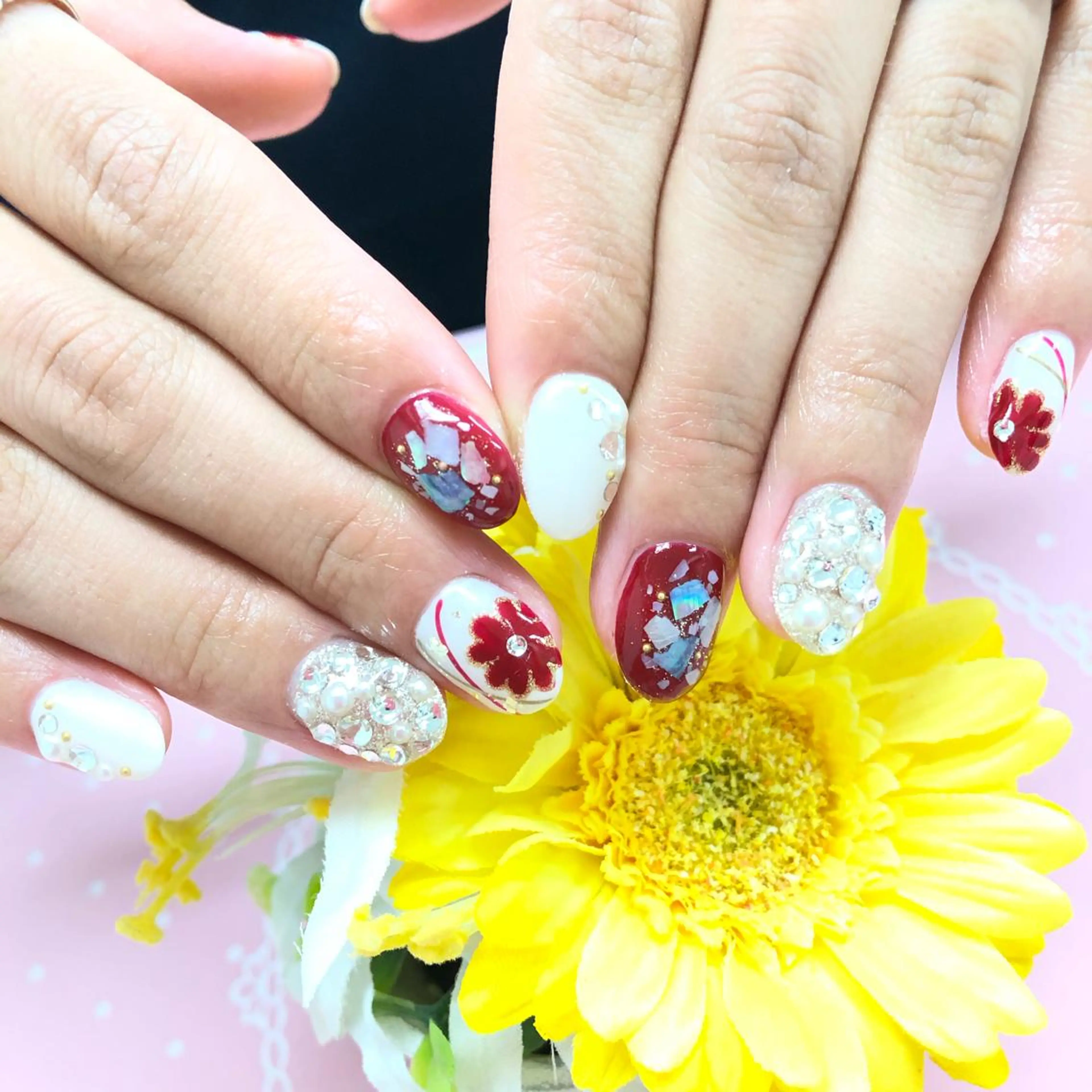 ネイル ユリシスネイル 担当近藤のネイルデザイン