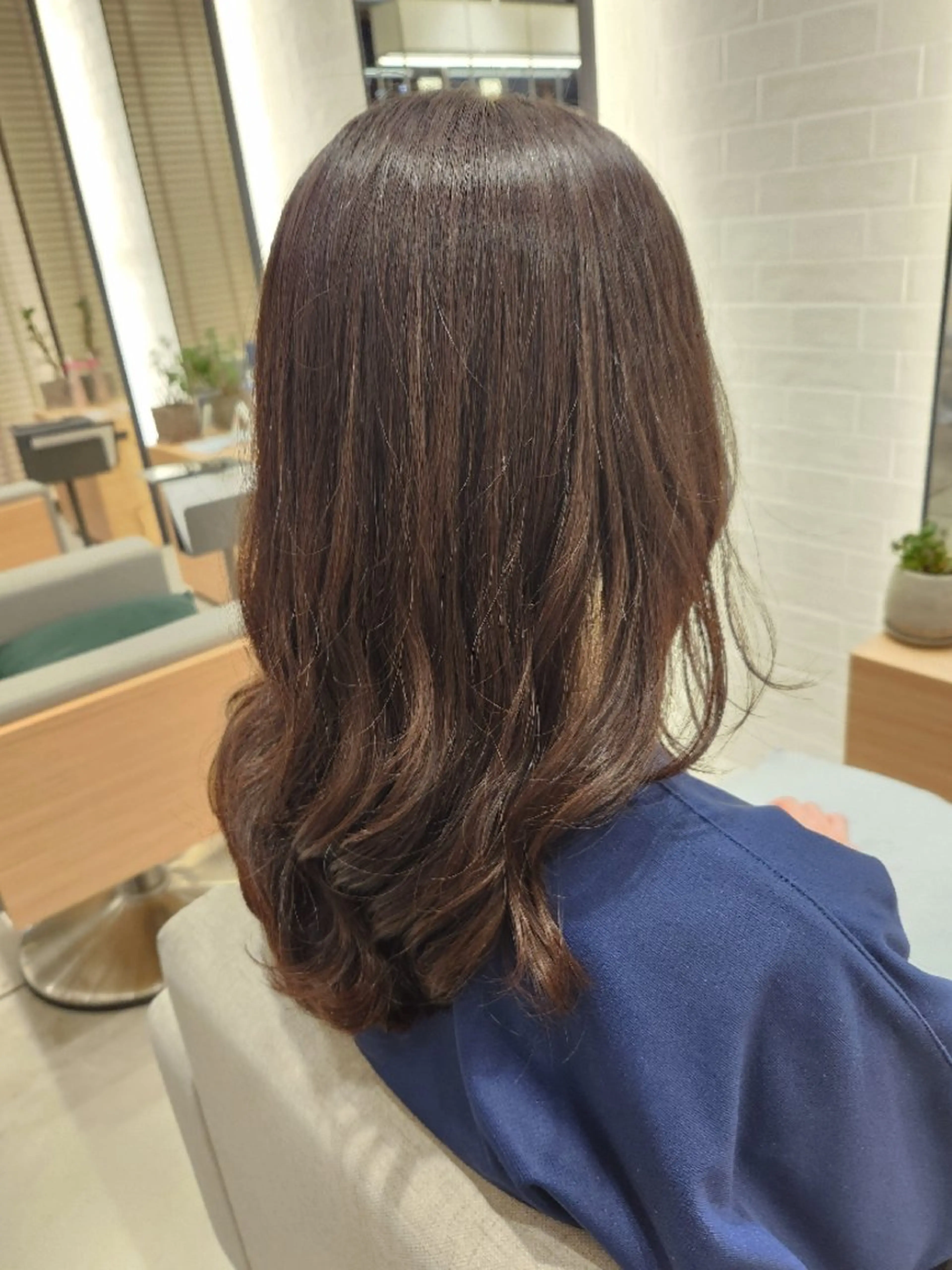 ロング パーマ 💜艶髪カラー💜 🎶富川美希🎶のヘアスタイル