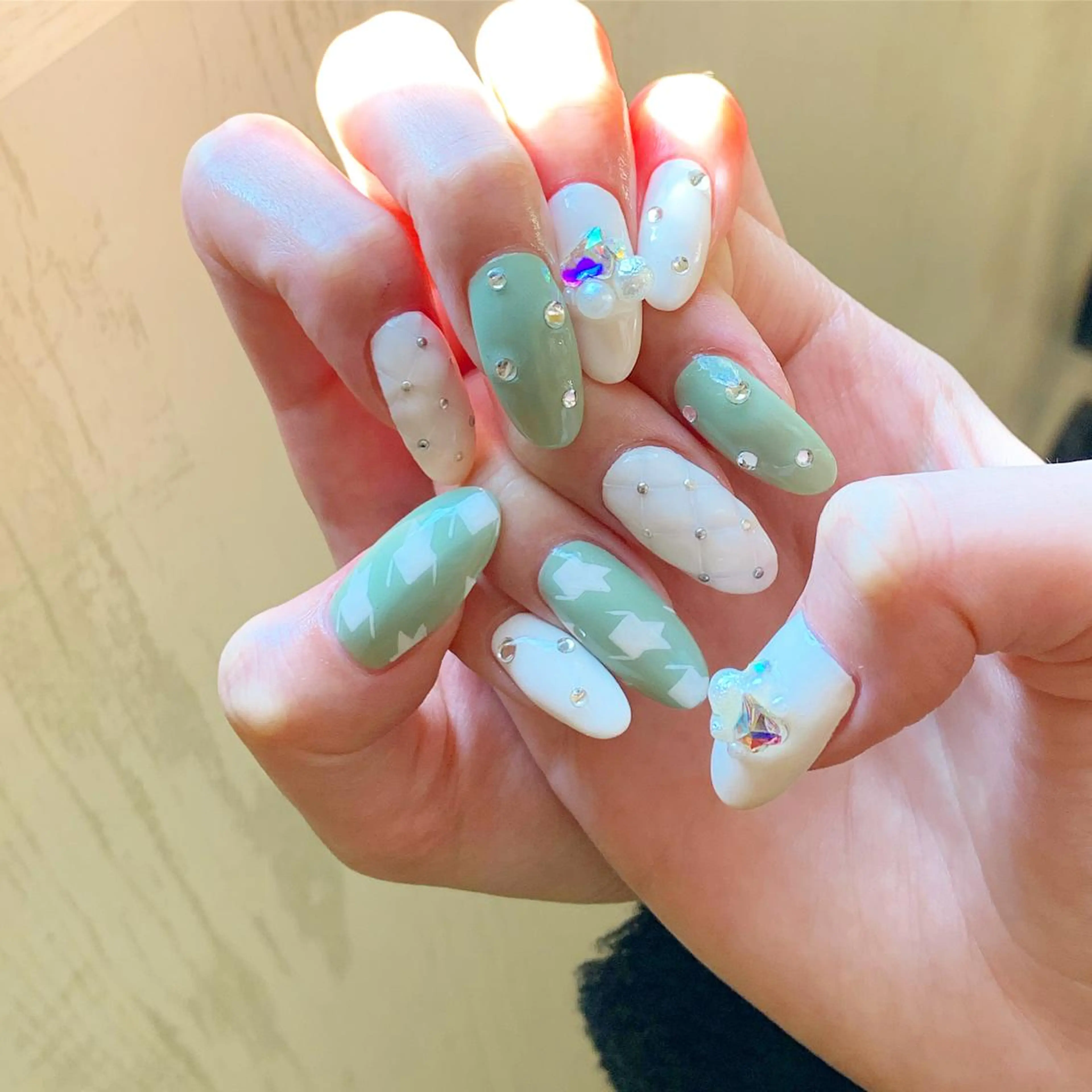 ネイル rokunana 佐野のネイルデザイン