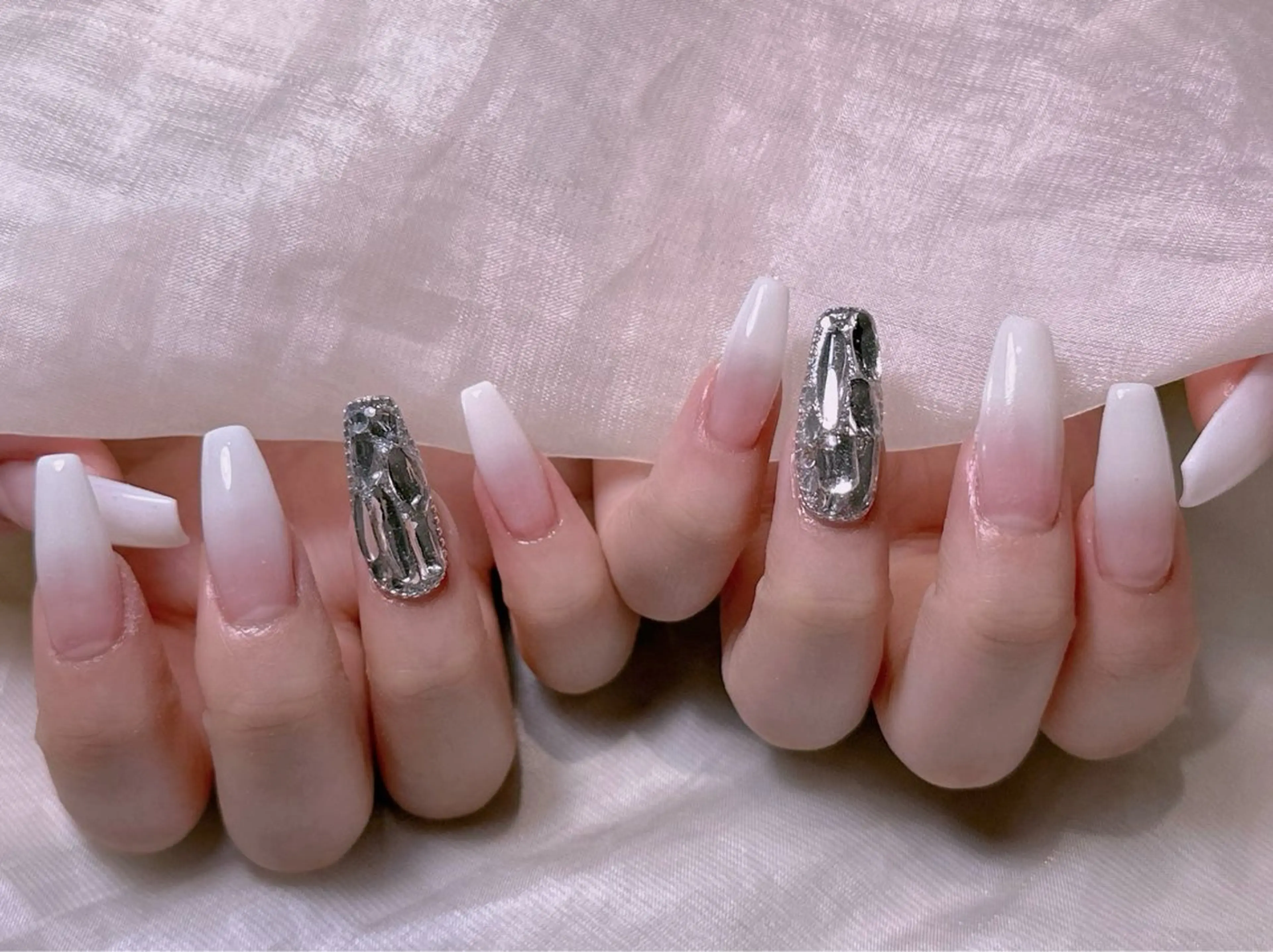 ネイル ハンドネイル リン リンのネイルデザイン