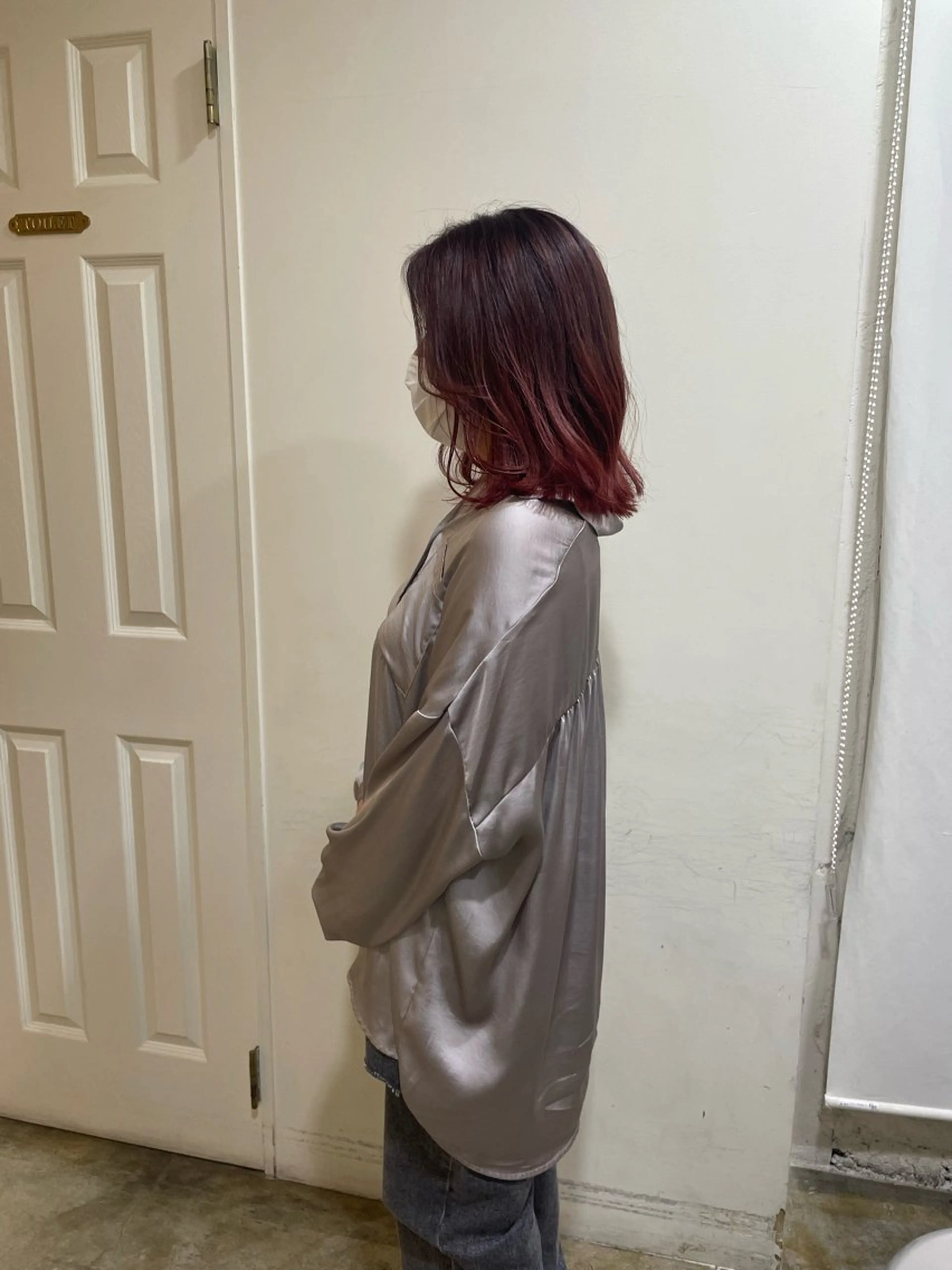 ミディアム カラー グラデーションカラー レッドカラー カット ヘアカラー トリートメント MIOベージュカラー 柔らかいカラーのヘアスタイル