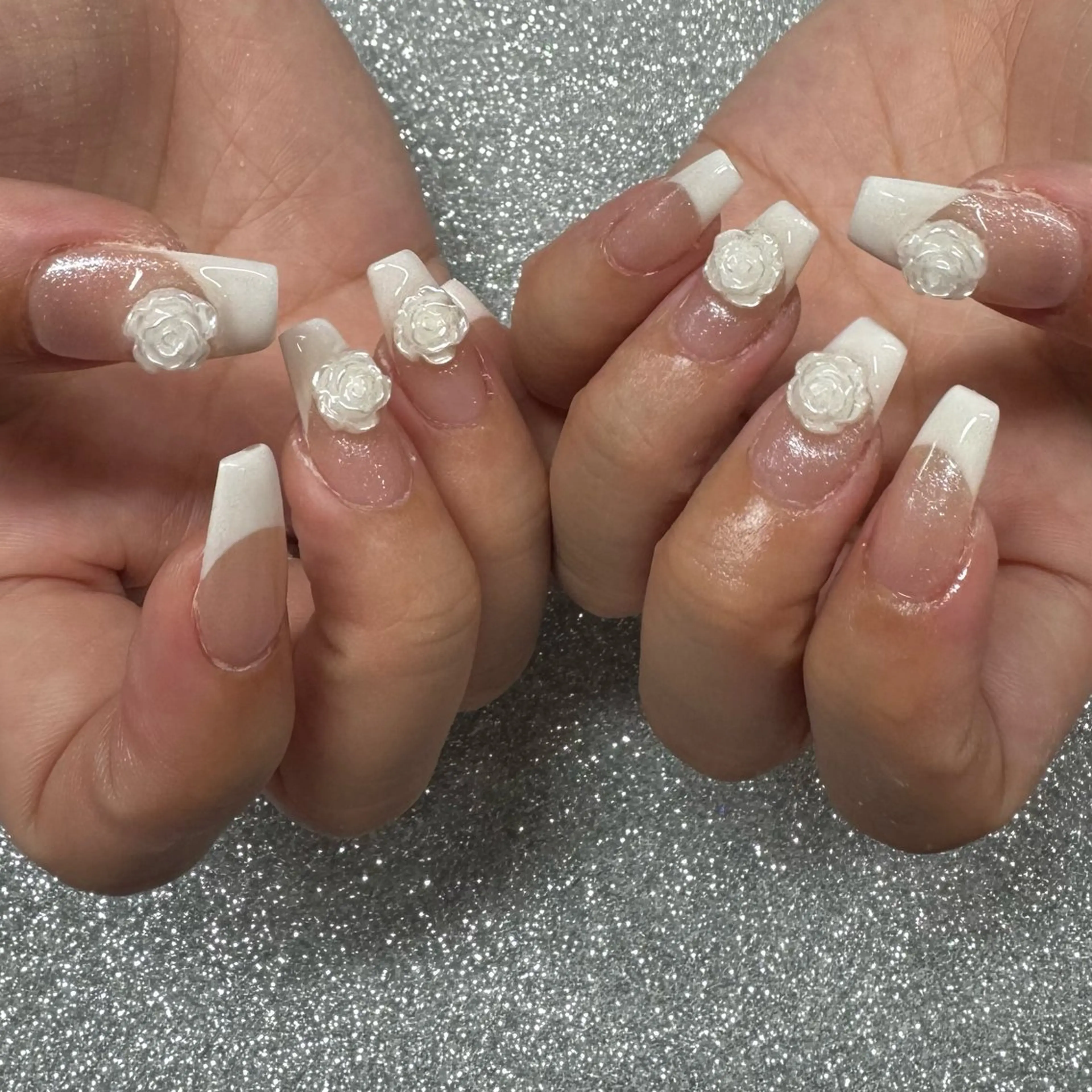 ネイル ハンドネイル VIERU 🌈🎀💖のネイルデザイン