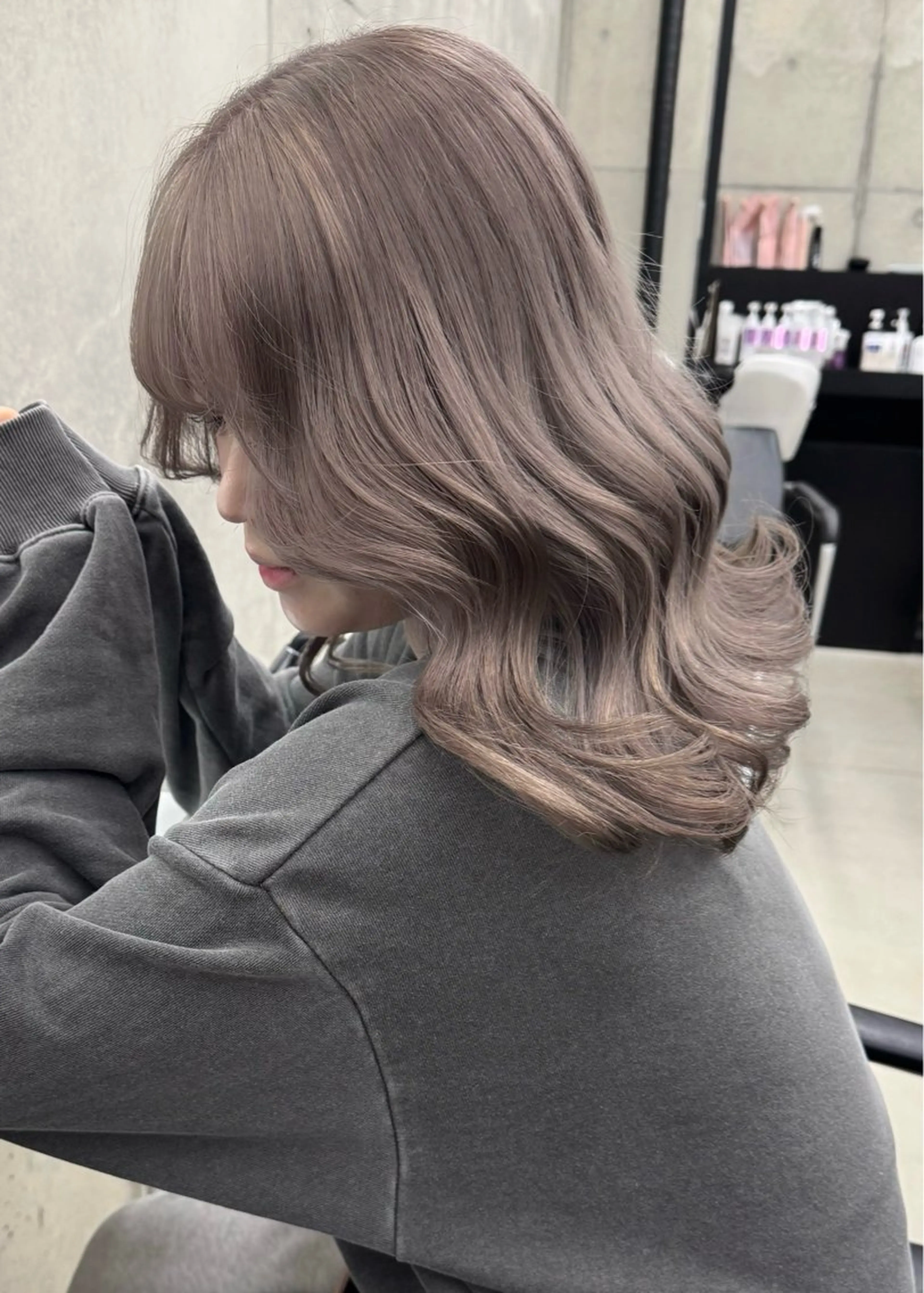 カラー ヘアカラー トリートメント 伊藤 七奈のヘアスタイル