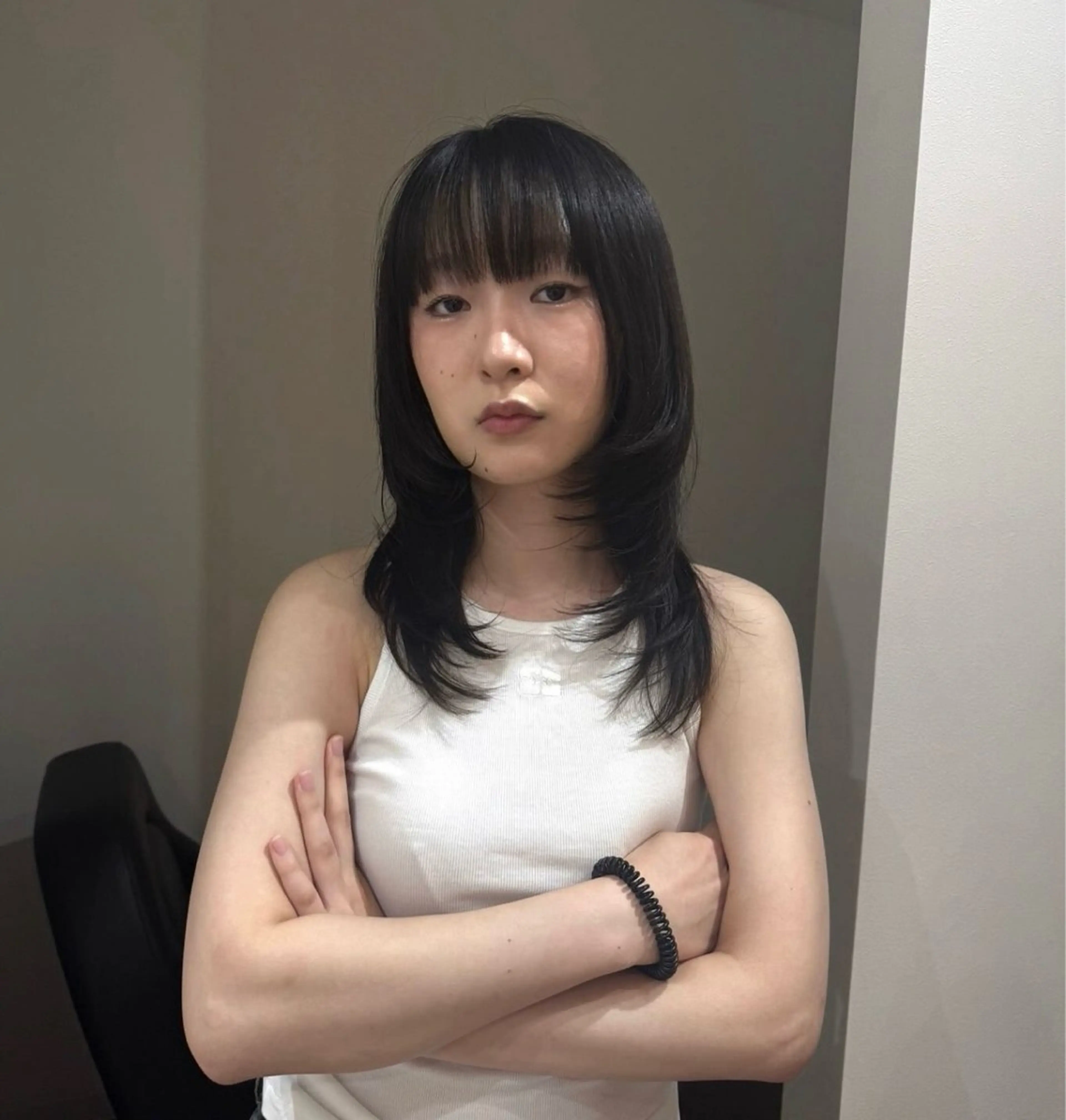 セミロング カラー 大人な抜け感レイヤー remi🖤のヘアスタイル