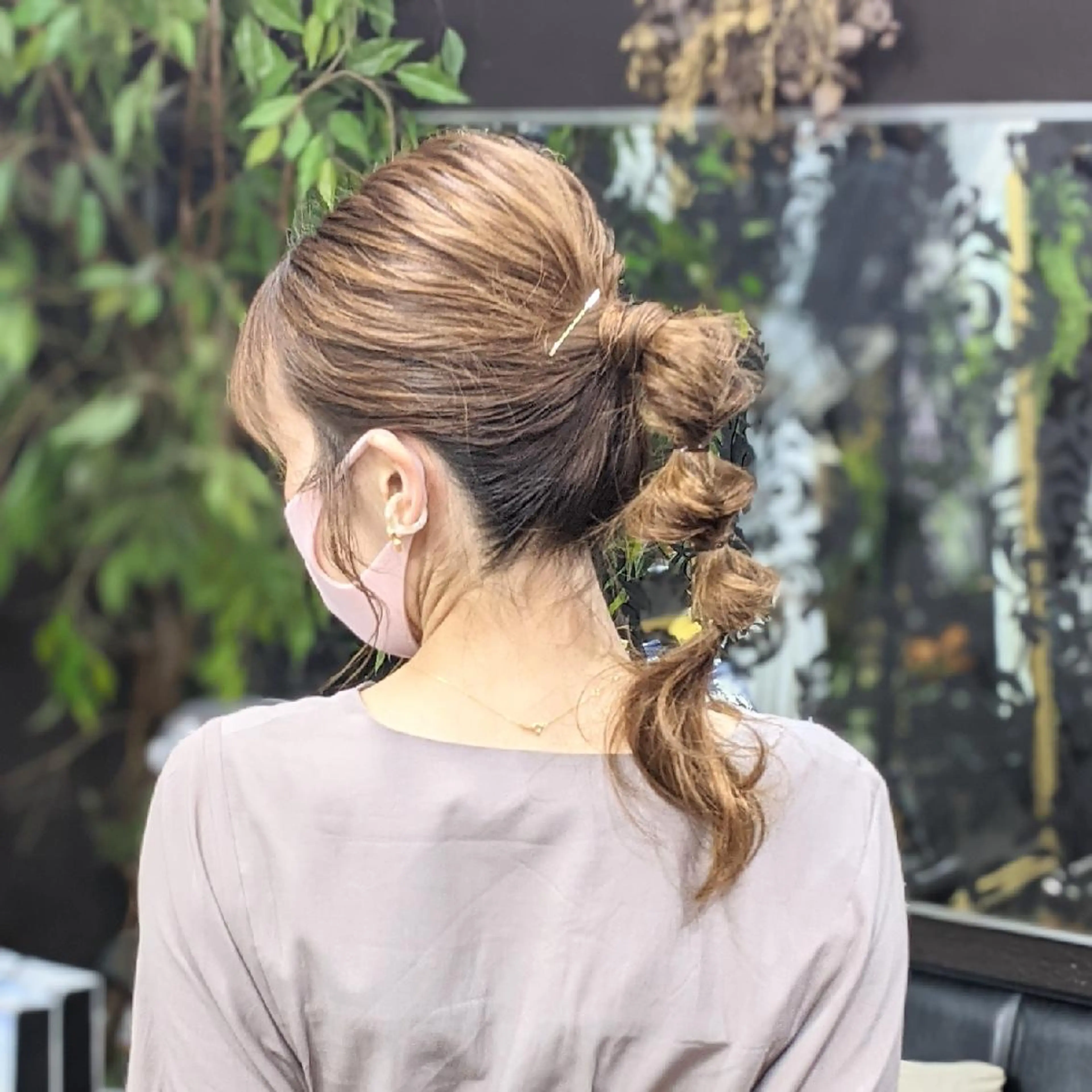 セミロング ヘアアレンジ ポニーテール HIKARI＠ Ruheplatzのヘアスタイル