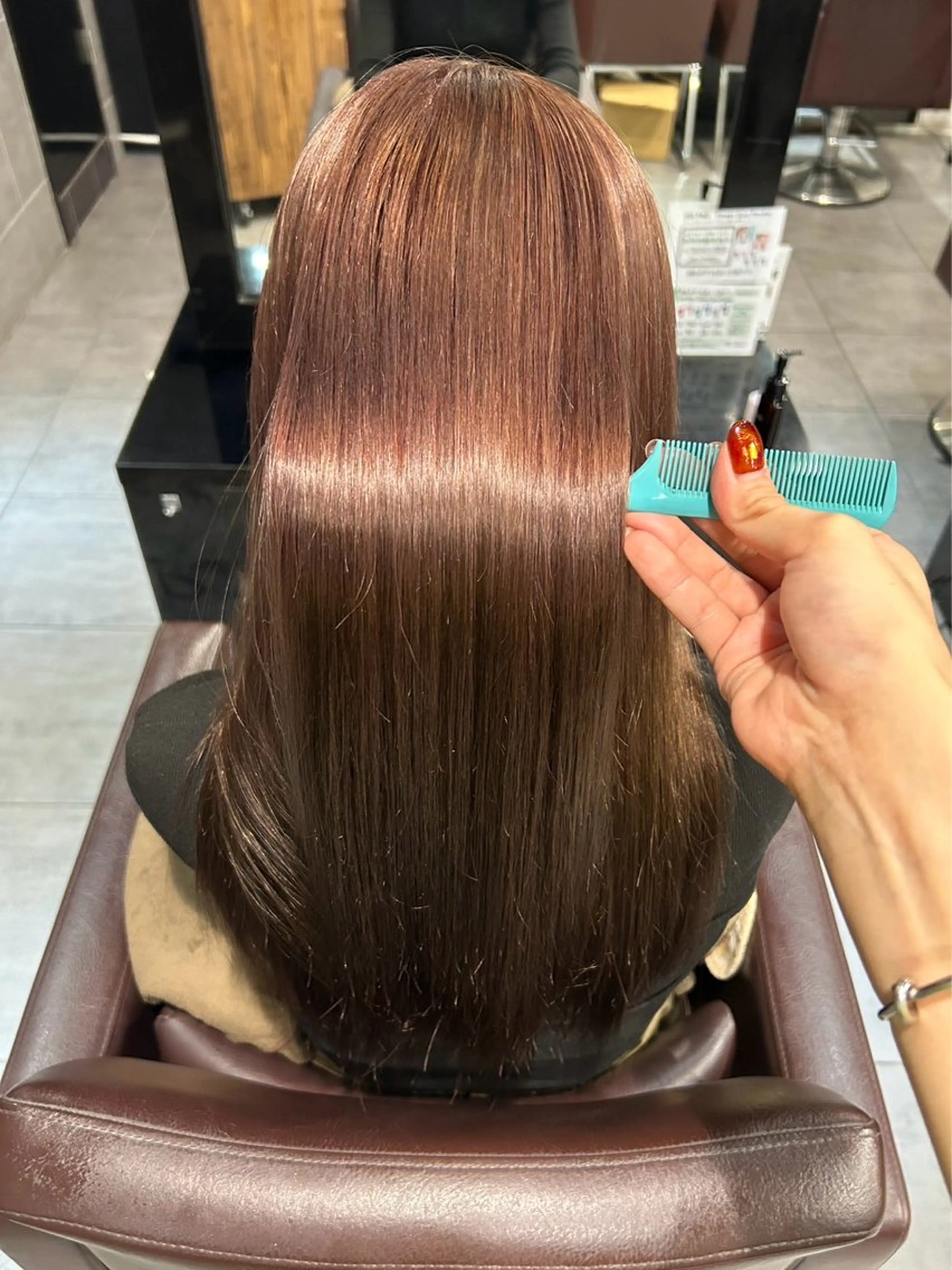 カラー 中野 結華のヘアスタイル