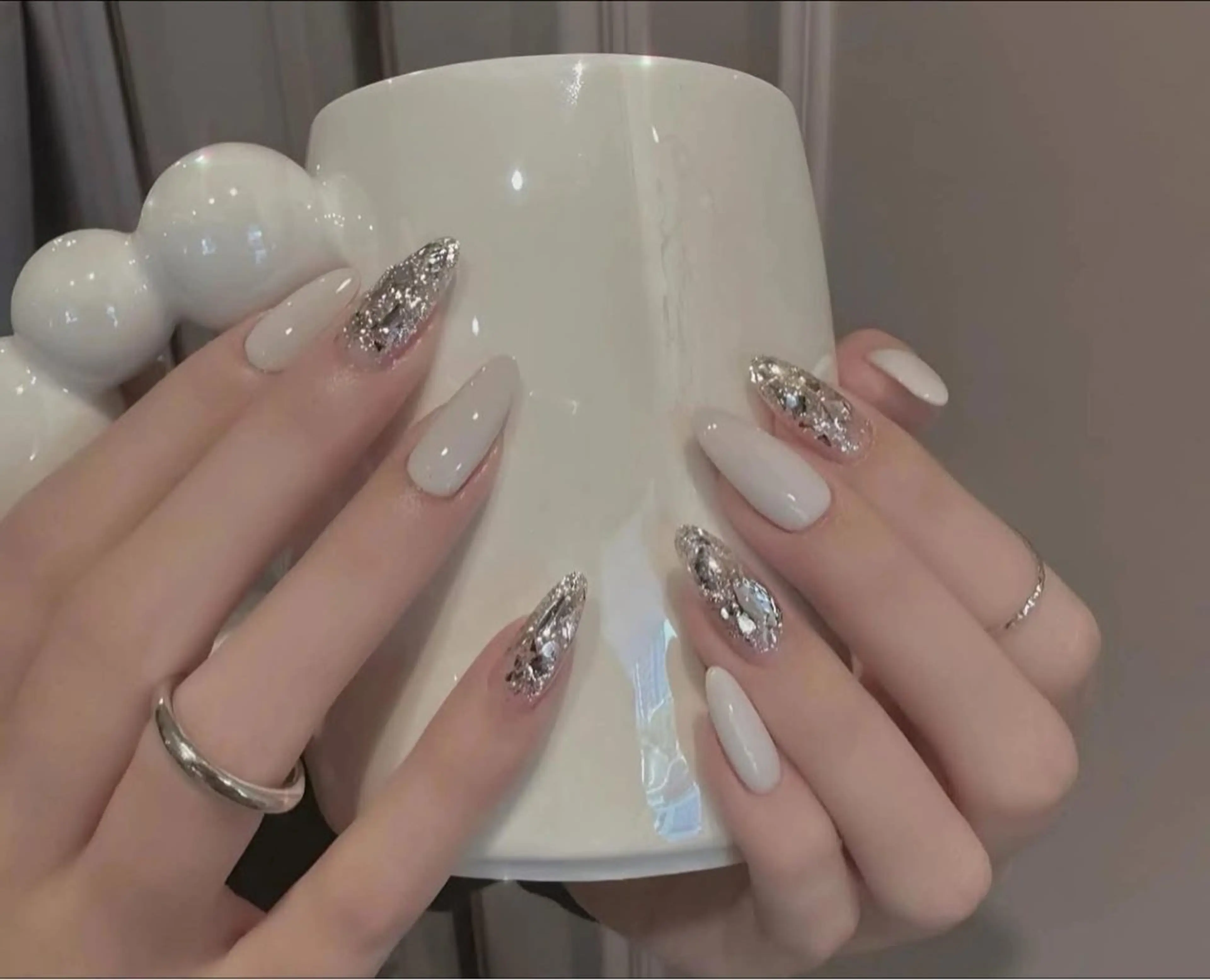 ネイル 長さ出し フットネイル ジェルネイル 韓国ネイル マグネットネイル ハンドネイル YMT NailStudioのネイルデザイン