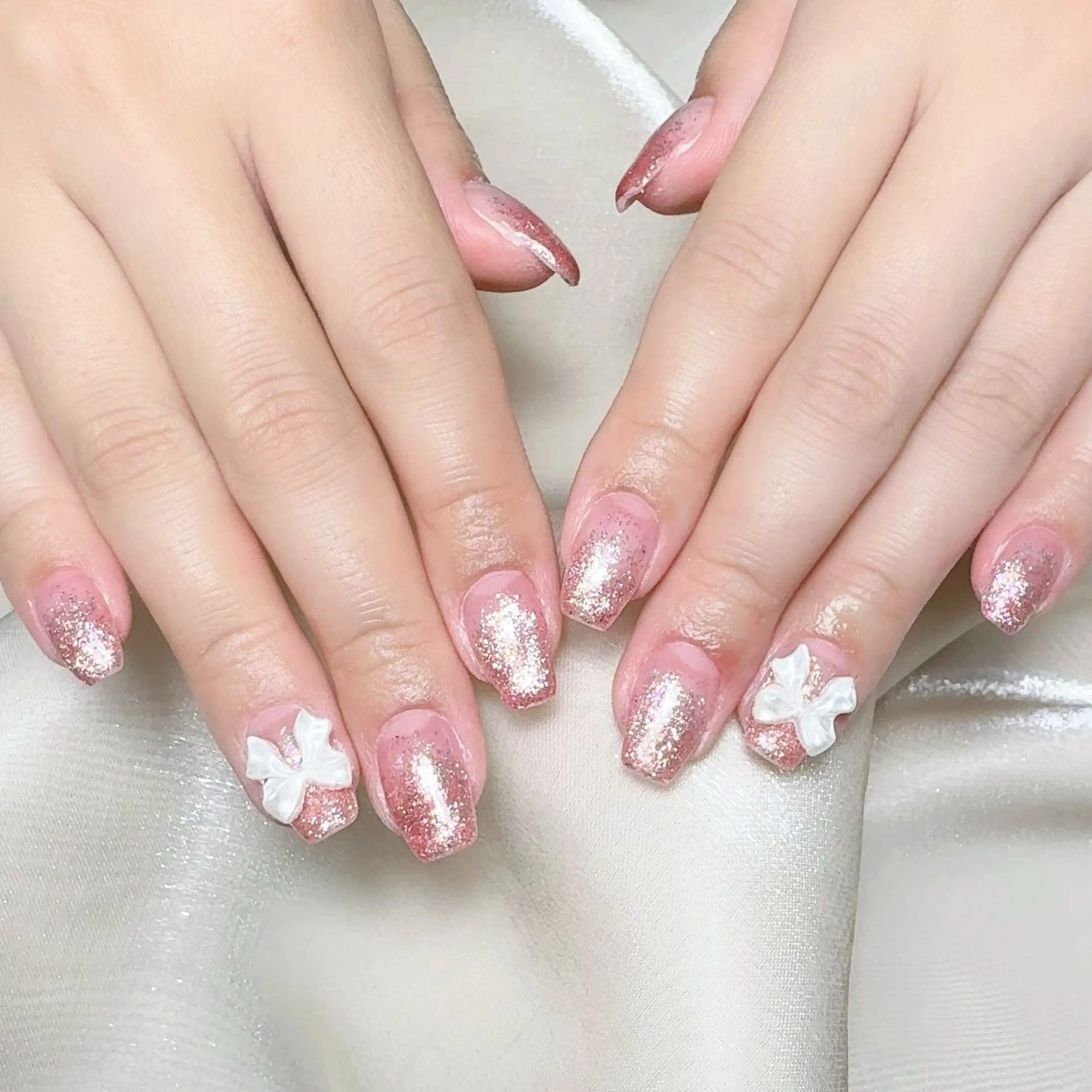 メンズ ネイル メンズ韓国風 アートネイル オーロラネイル ガーリー キラキラネイル Nail salon 木にいるのネイルデザイン