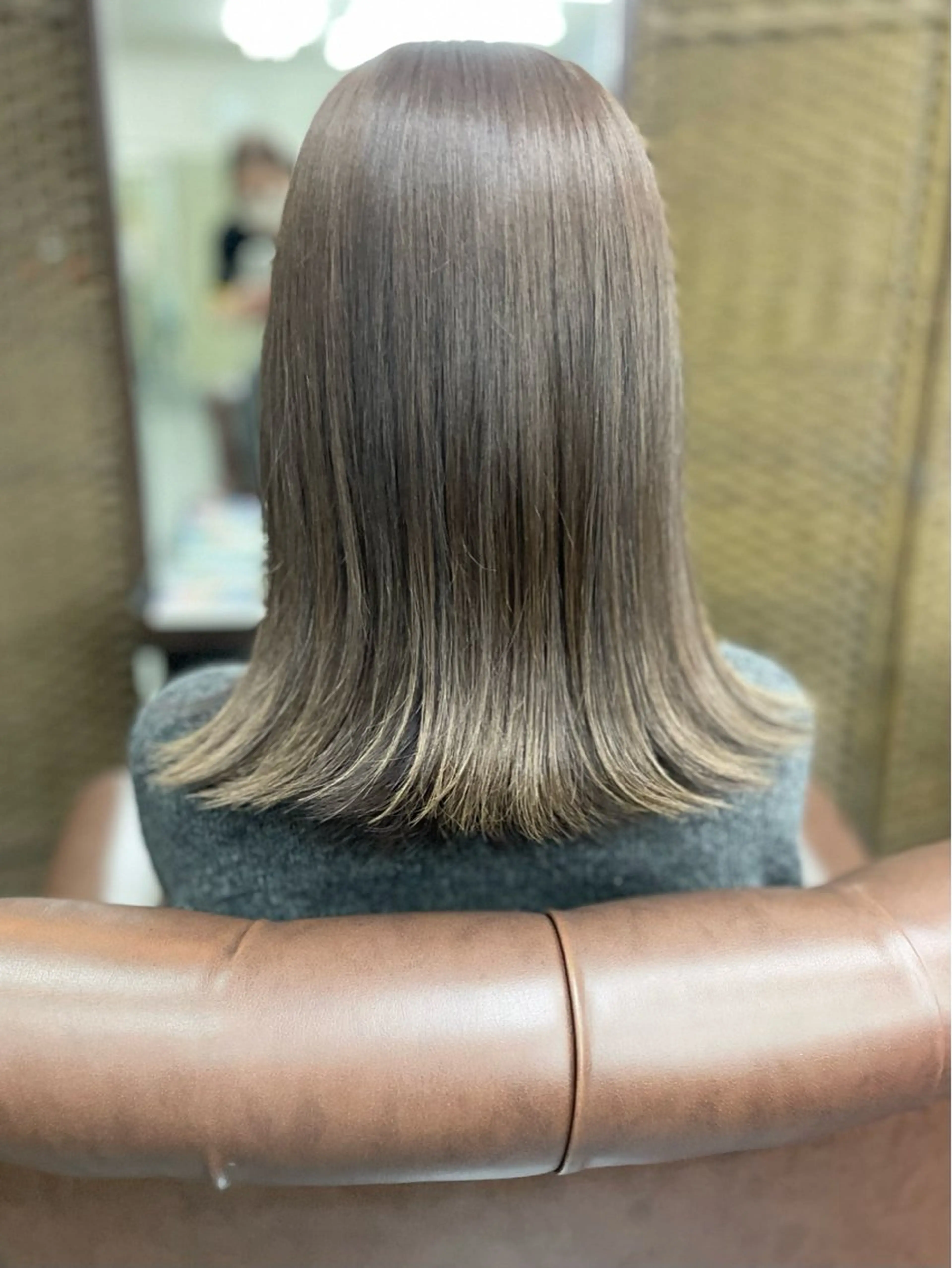 ミディアム カラー アッシュ ベージュカラー ヘアカラー 沢田 瞳のヘアスタイル