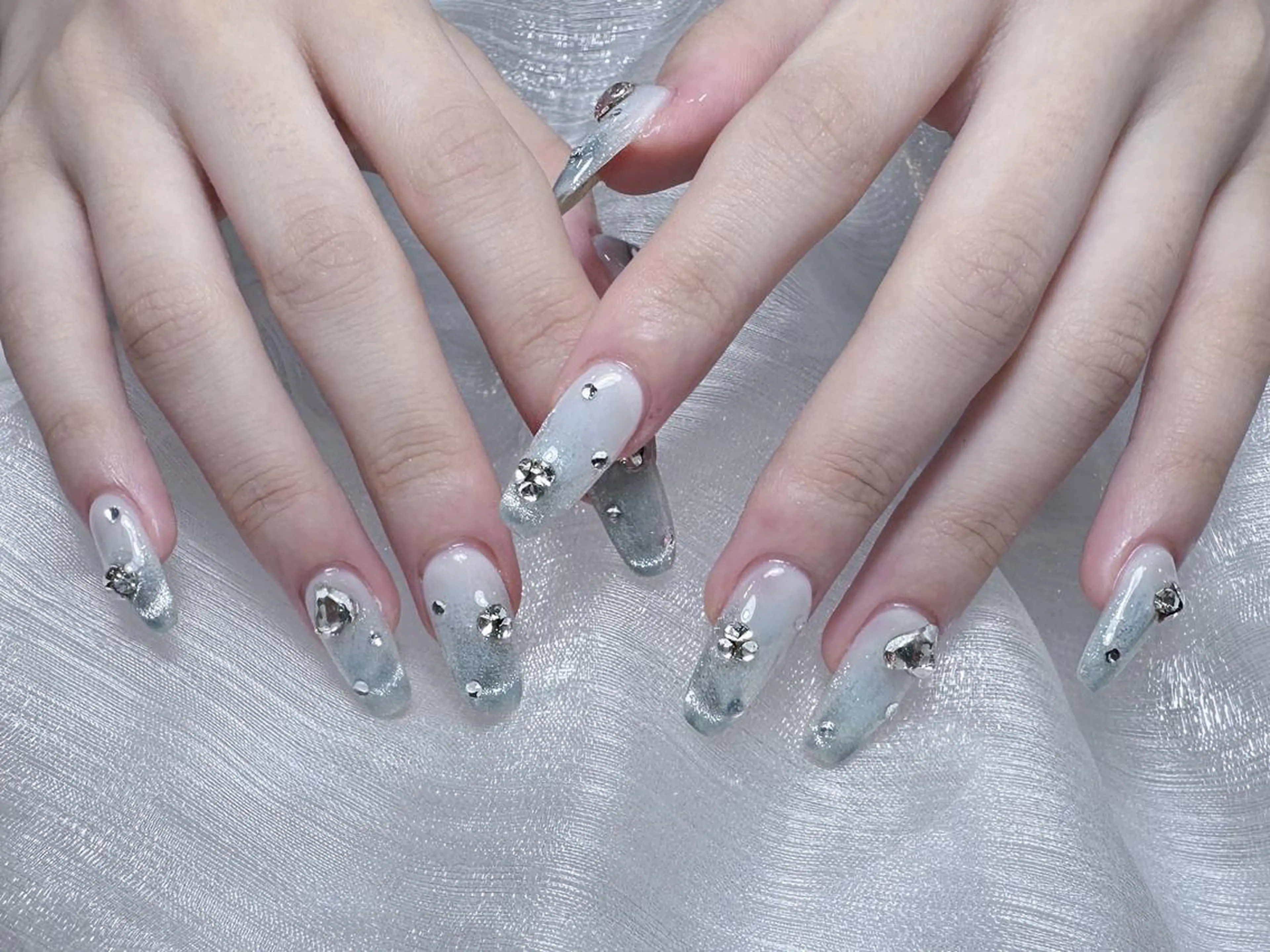 ネイル Elegantb eautyトウのネイルデザイン