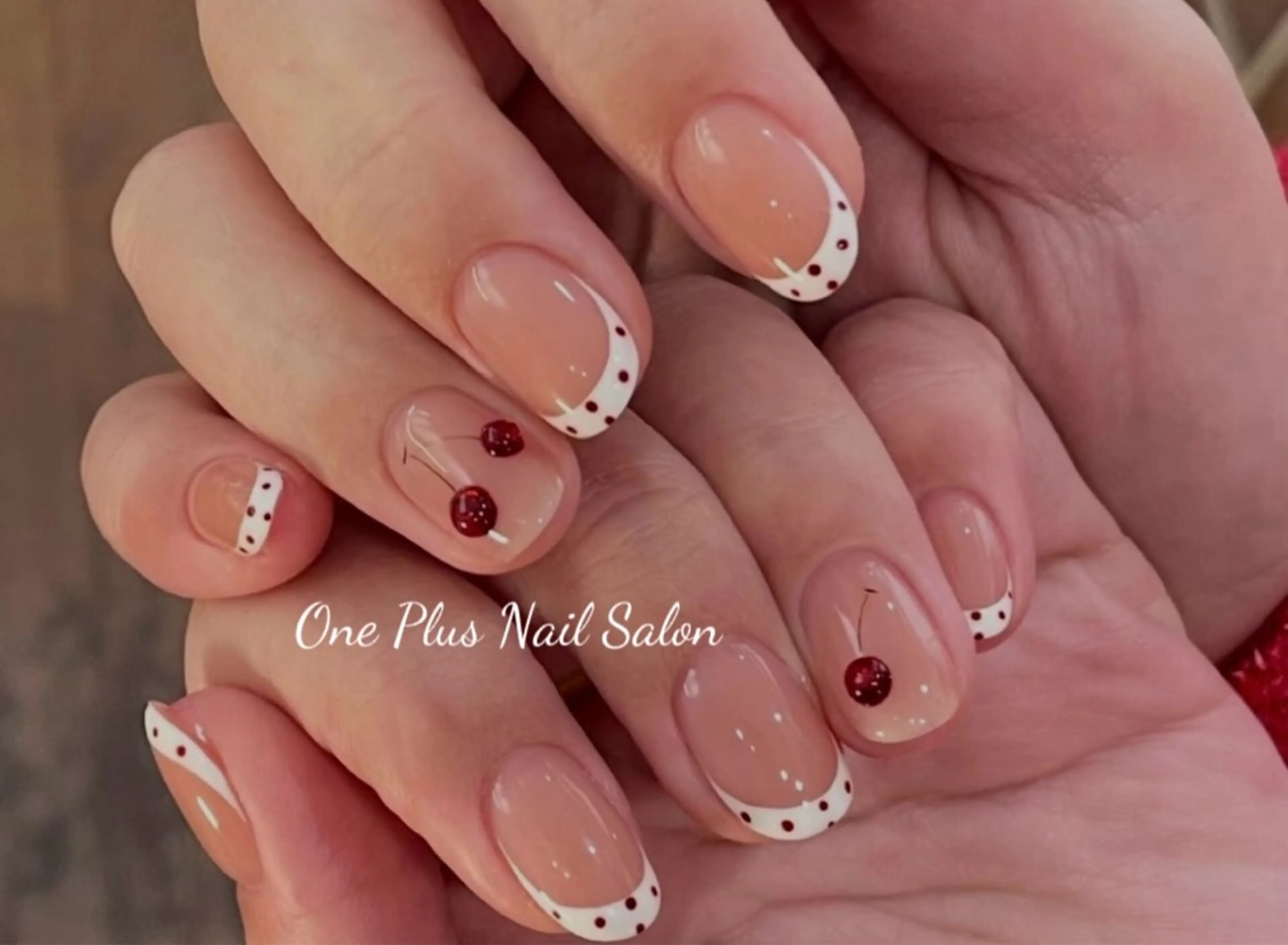 ネイル アートネイル ジェルネイル グラデーション 韓国ネイル 赤色 ゆい yuiのネイルデザイン