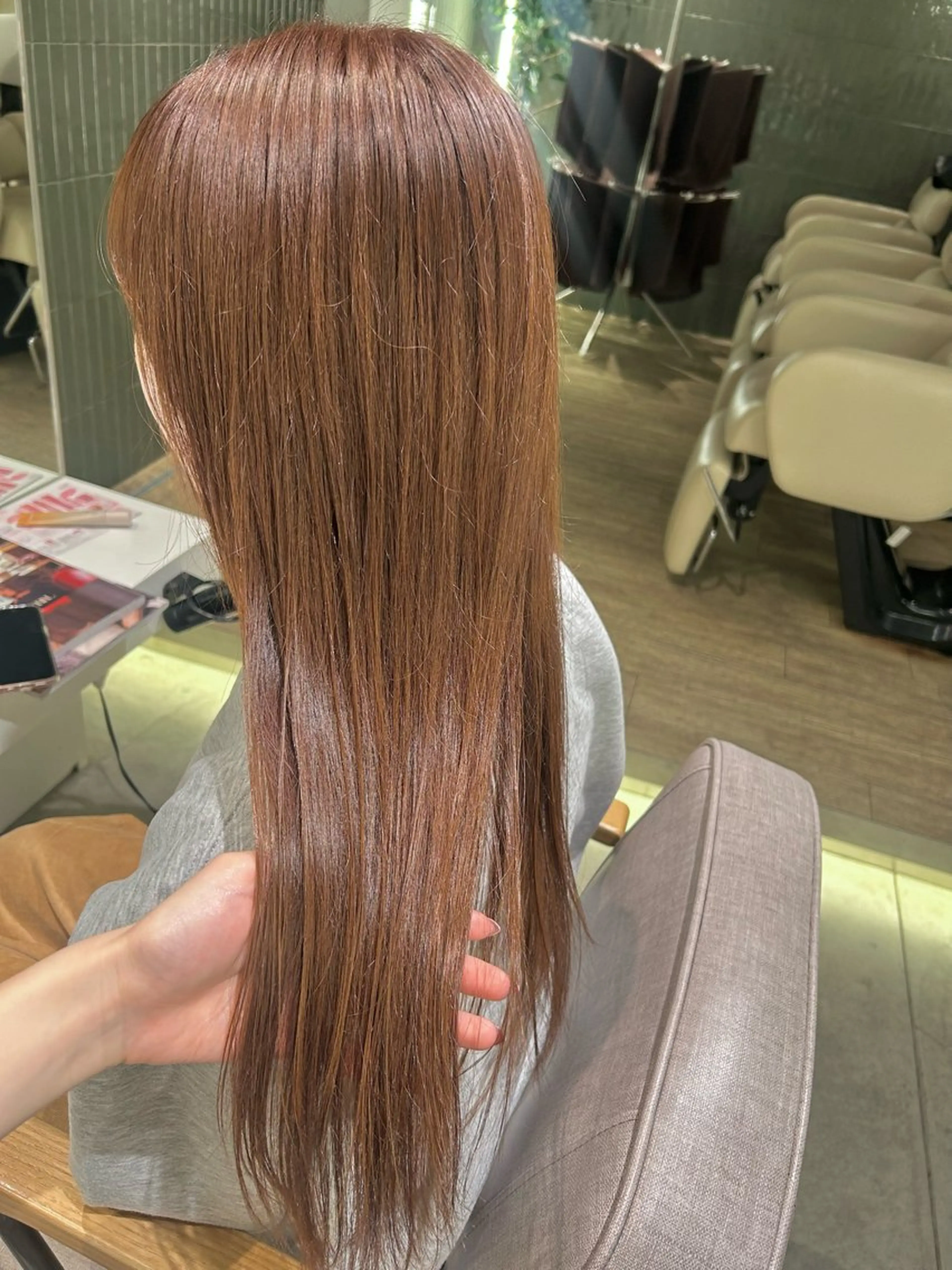 ロング ヘアカラー 結衣/ 無料カットモデル🎀のヘアスタイル