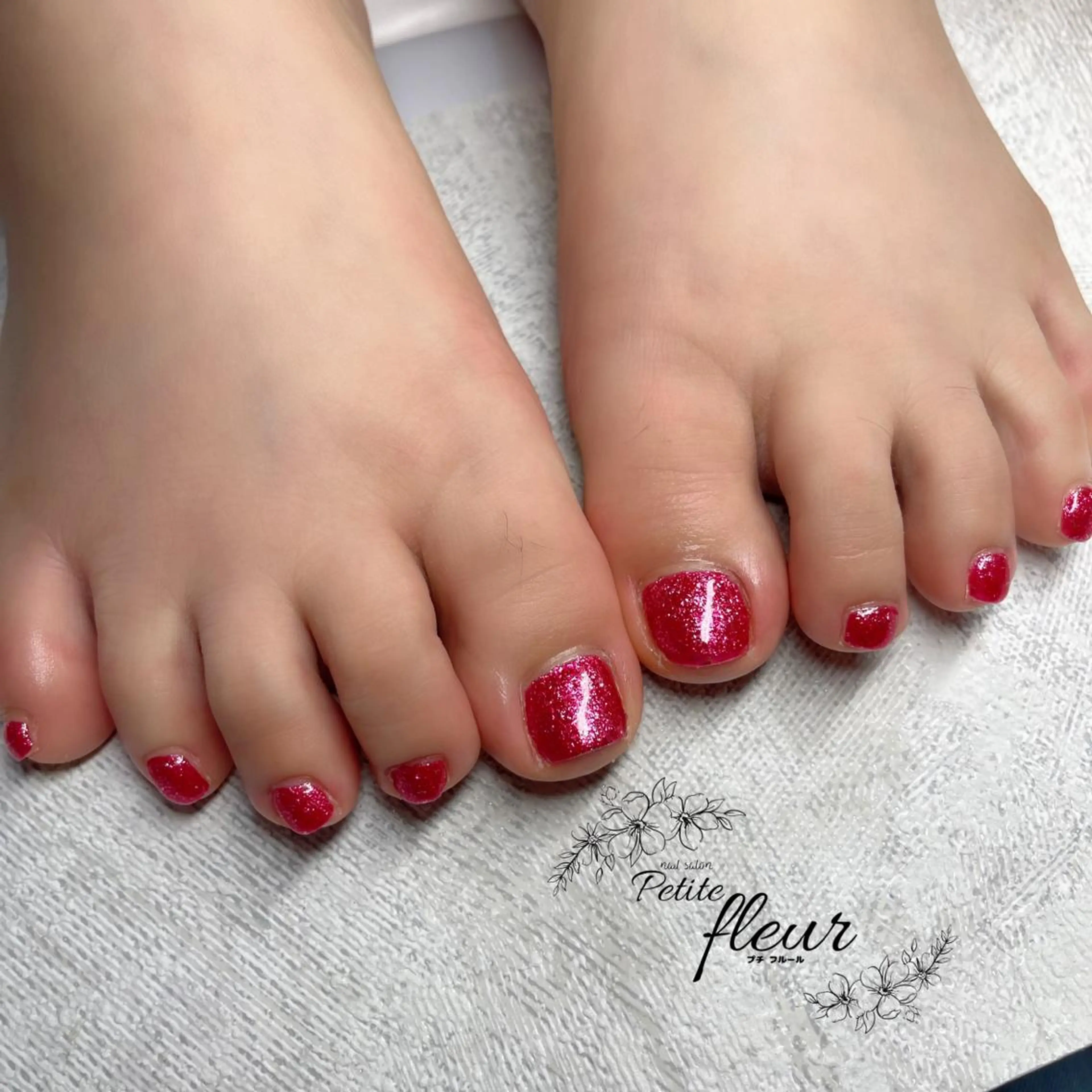 ネイル フットネイル ラメ(グリッター) ピンク ❁⃘*。Petite fleur❁⃘*りさのネイルデザイン