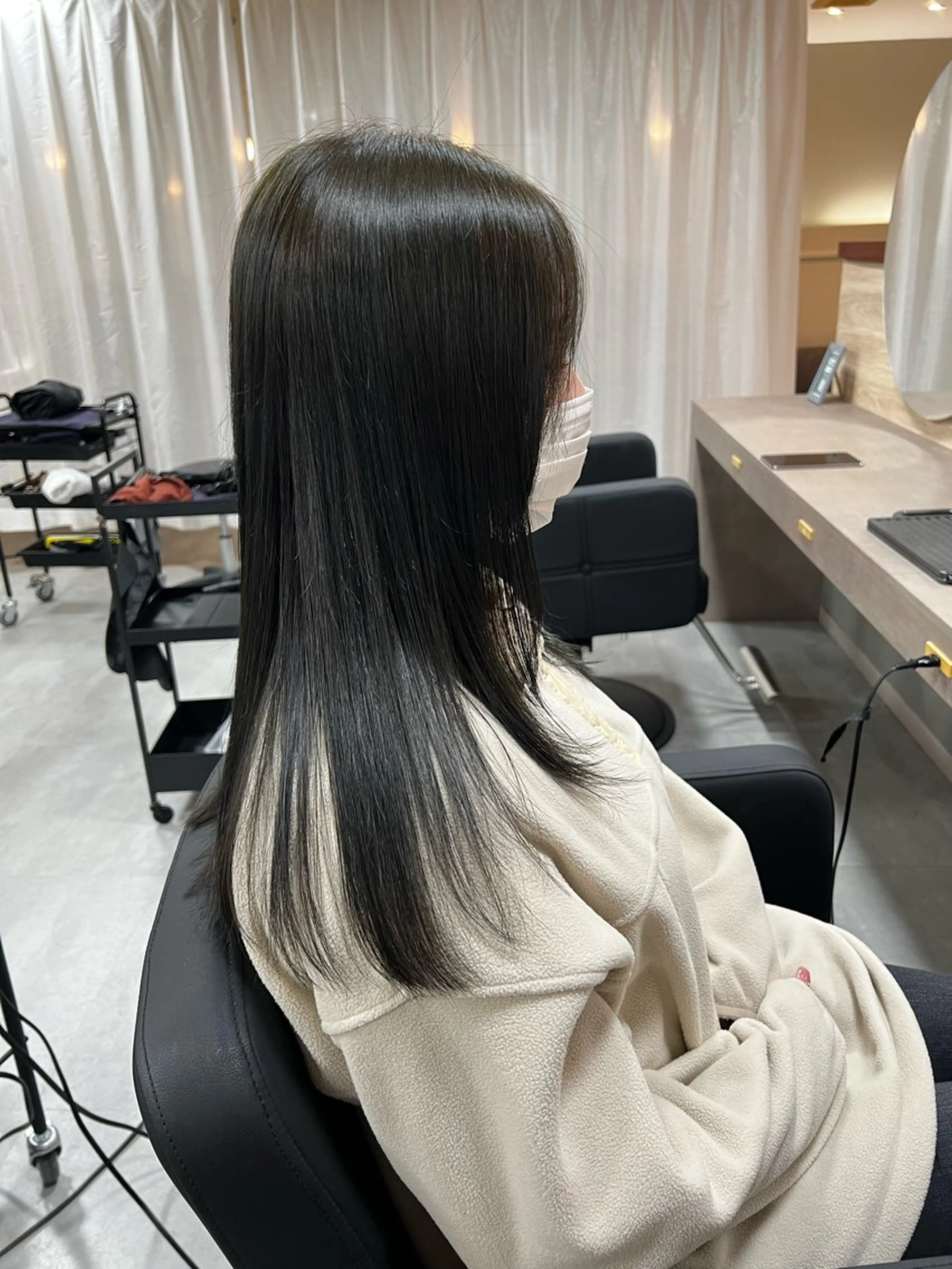 ロング カラー JULI 長田のヘアスタイル
