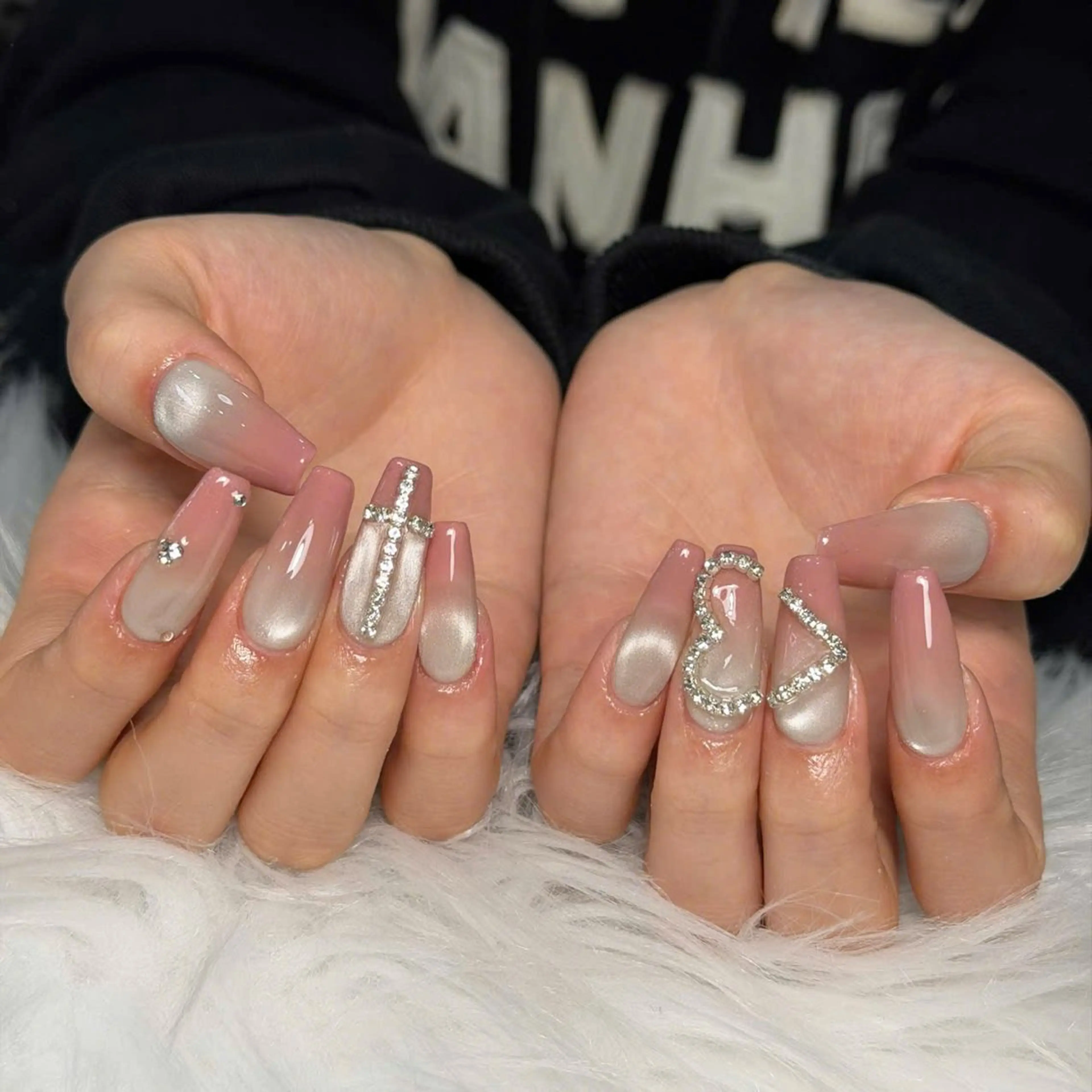 ネイル ハンドネイル T.Lee Nail Lilyのネイルデザイン