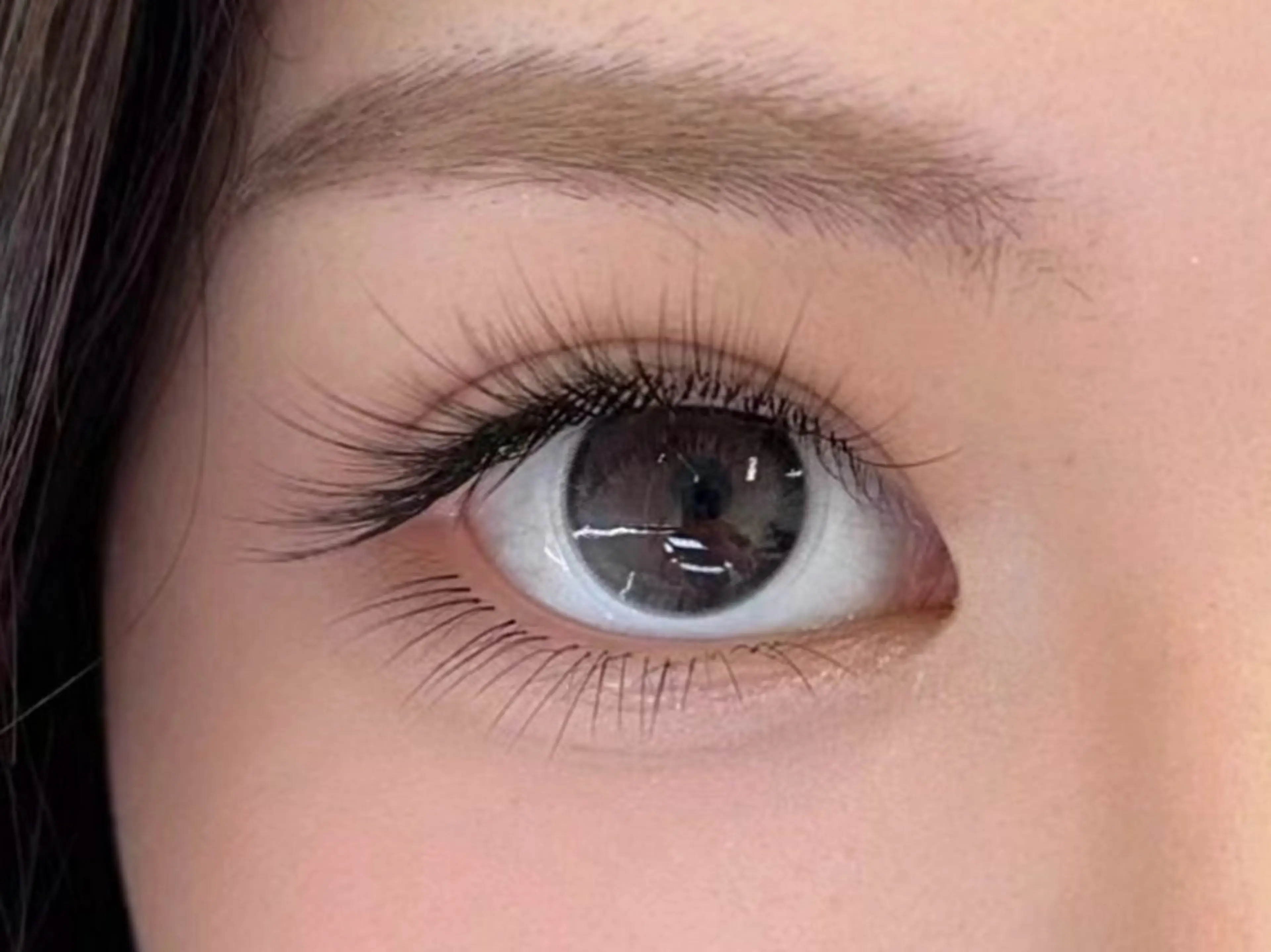 マツエク・マツパ 束感まつ毛 カラーマツエク フラットラッシュ パリジェンヌラッシュリフト まつげパーマ 西山 雅子のマツエク・マツパデザイン