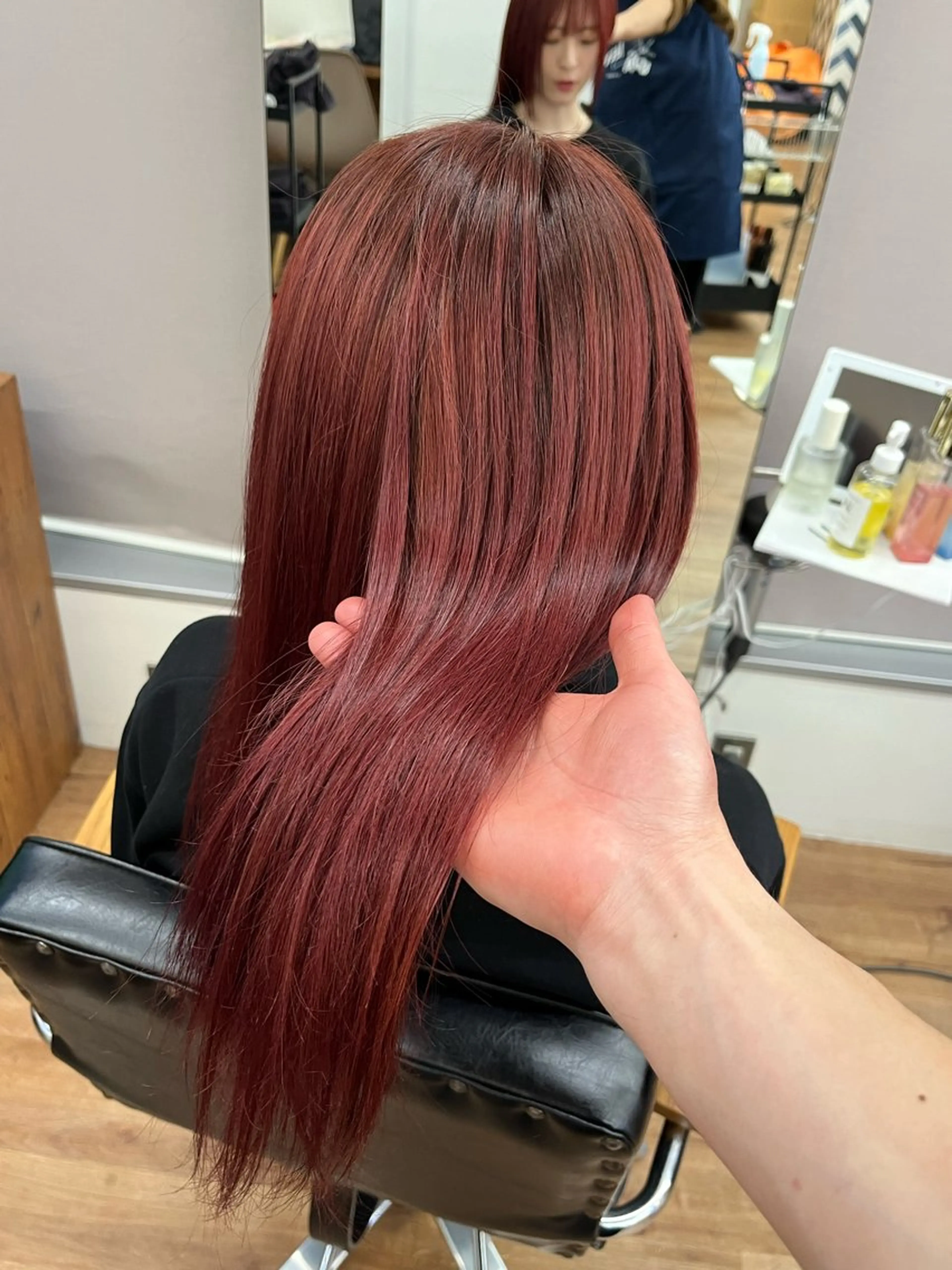 セミロング カラー ブリーチ レッドカラー 吉祥寺✂️ shutoのヘアスタイル