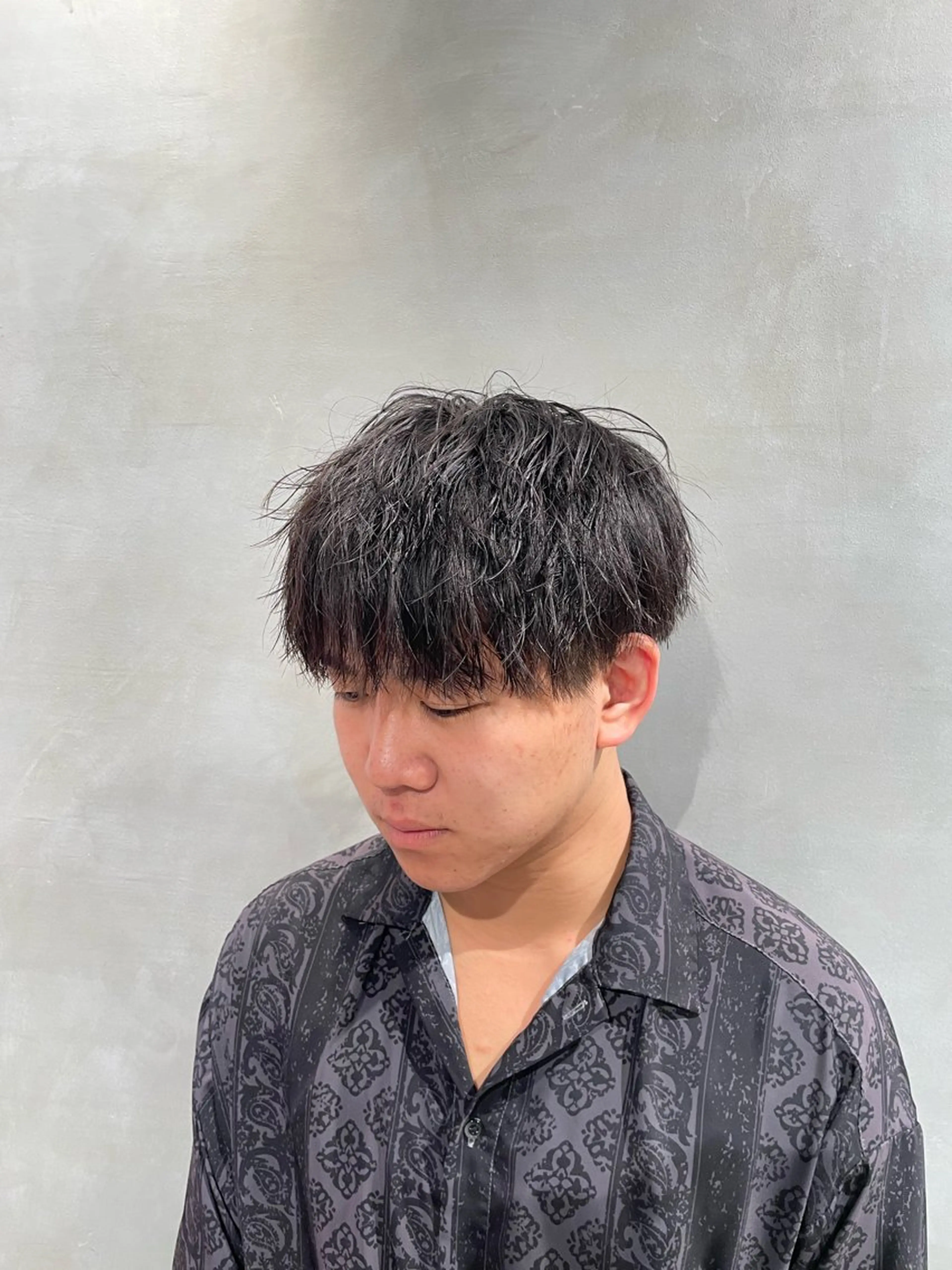 メンズ マッシュ 刈り上げ メンズ縮毛矯正 ブリーチカラー/まやのヘアスタイル