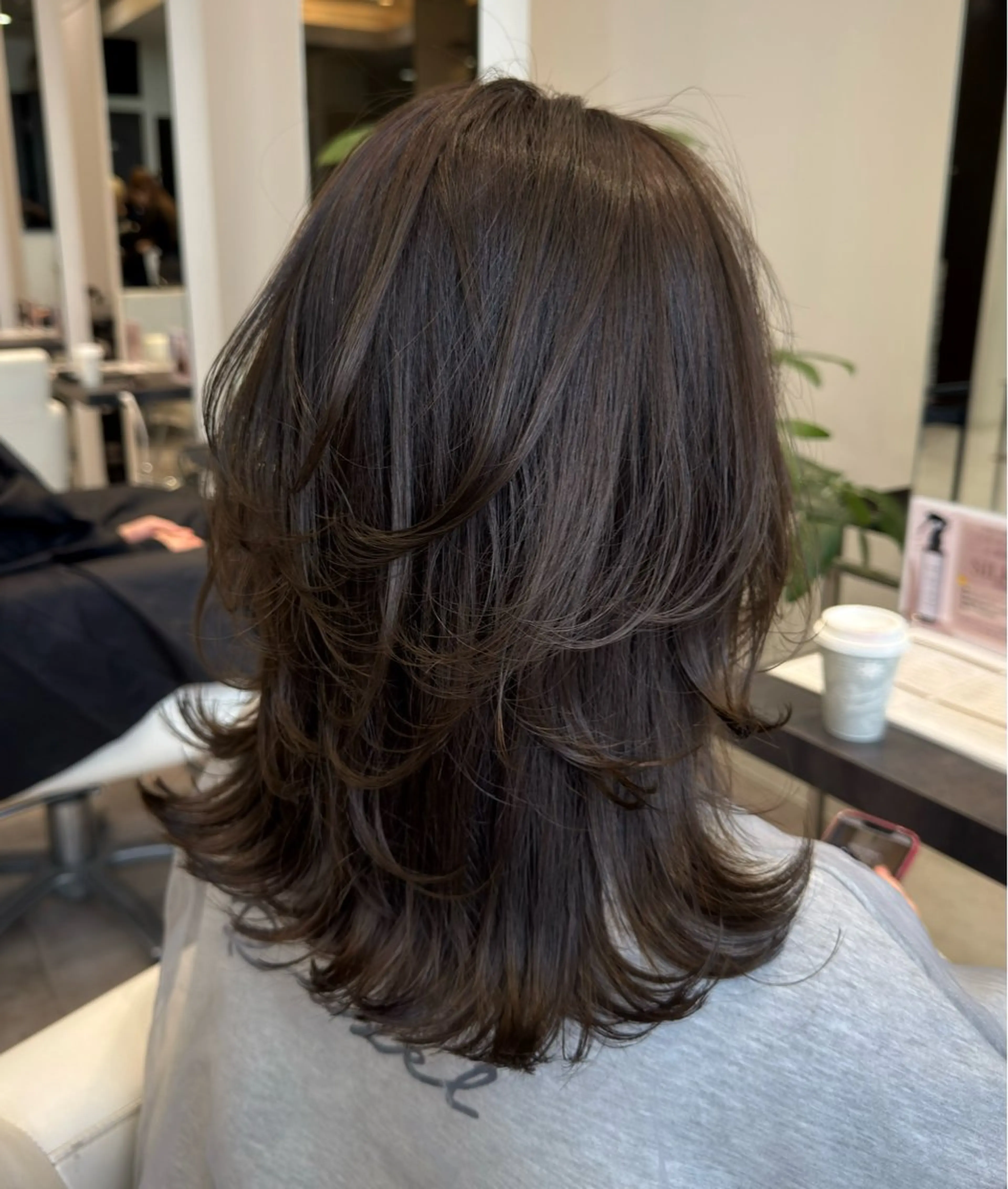 セミロング カラー カット ヘアカラー トリートメント ✨大人韓国レイヤー ✨吉原 潤✨のヘアスタイル