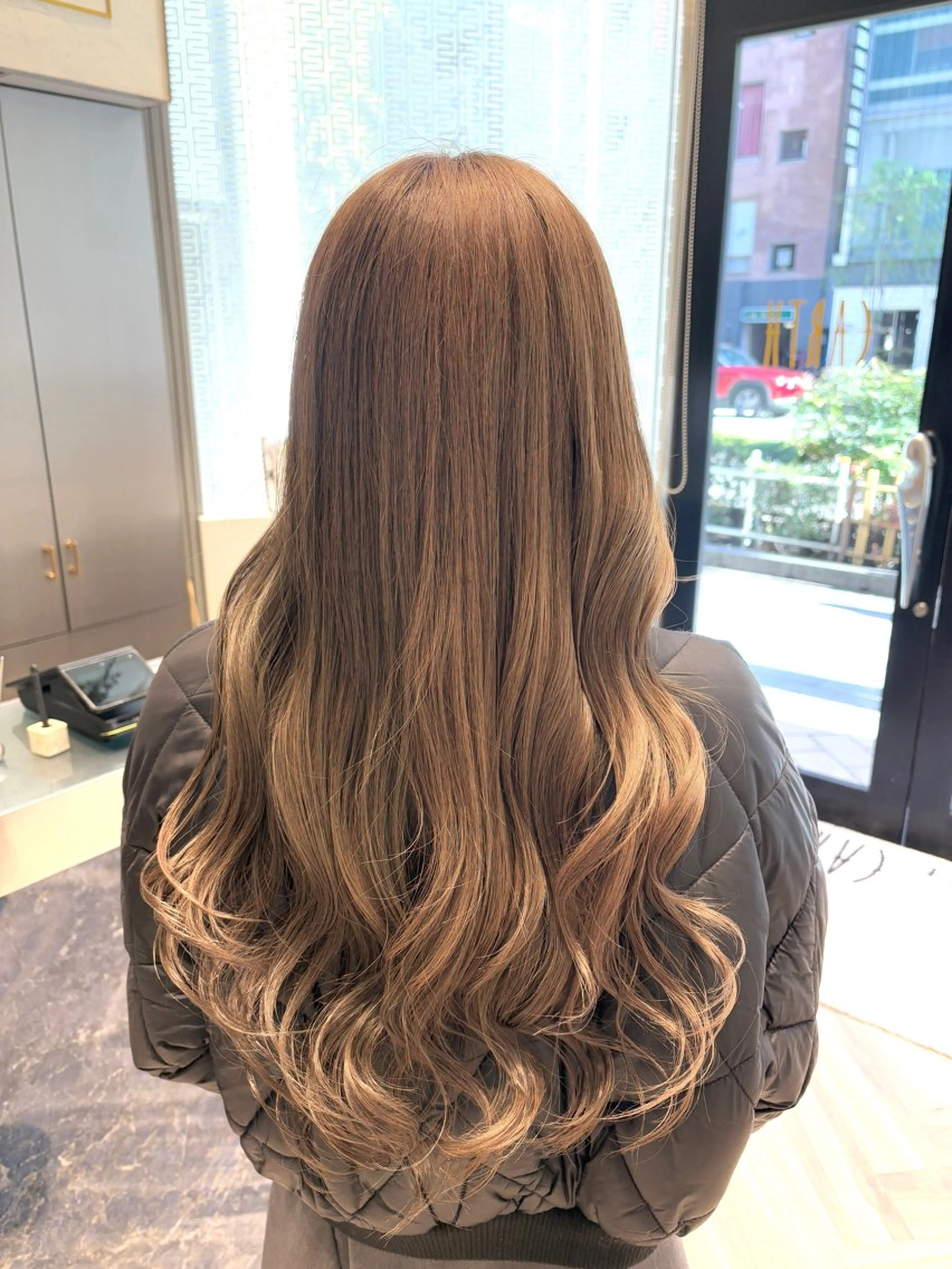 ロング カラー 李 文のヘアスタイル