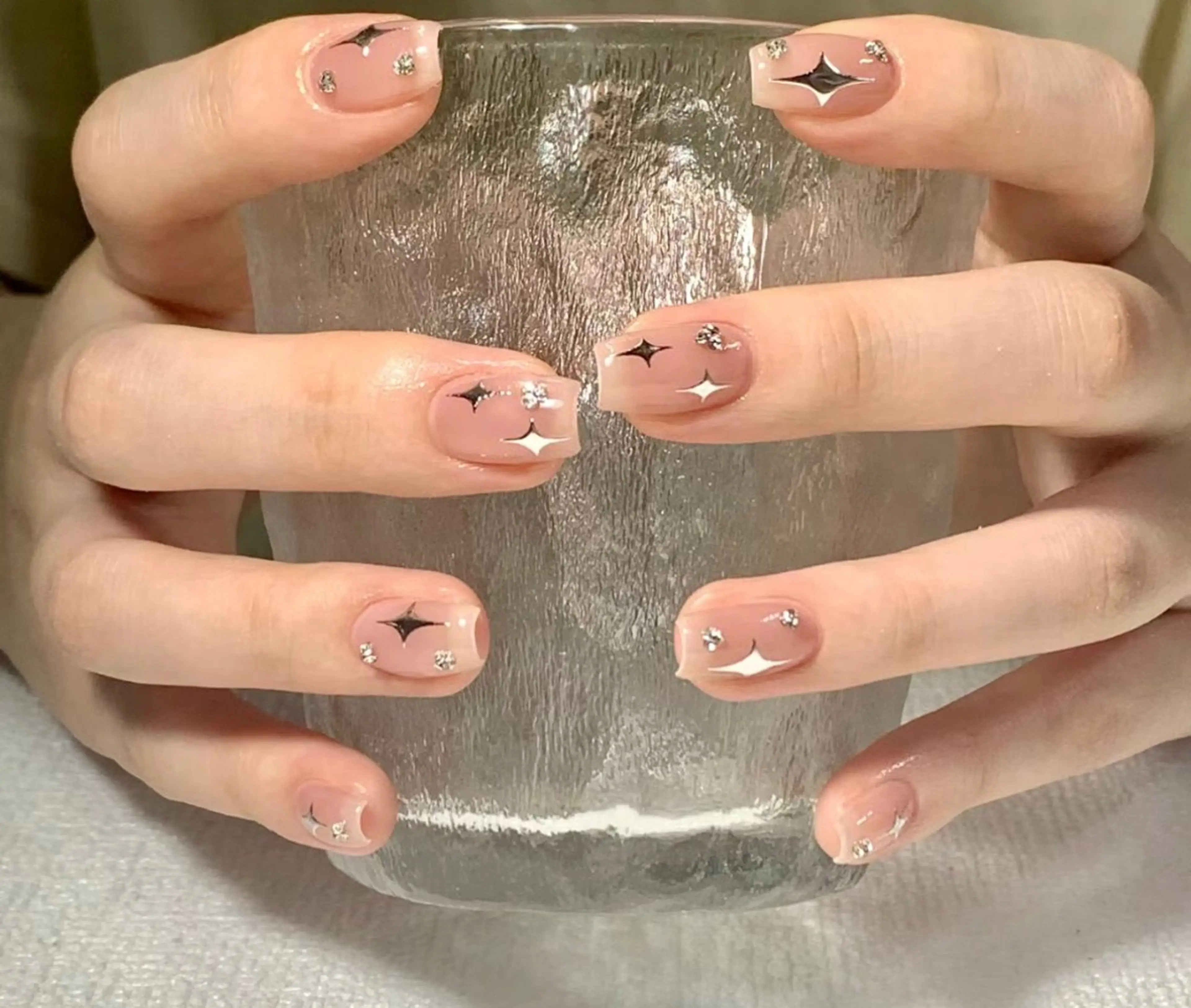 ネイル ハンドネイル エリ🫧 nail池袋東口のネイルデザイン