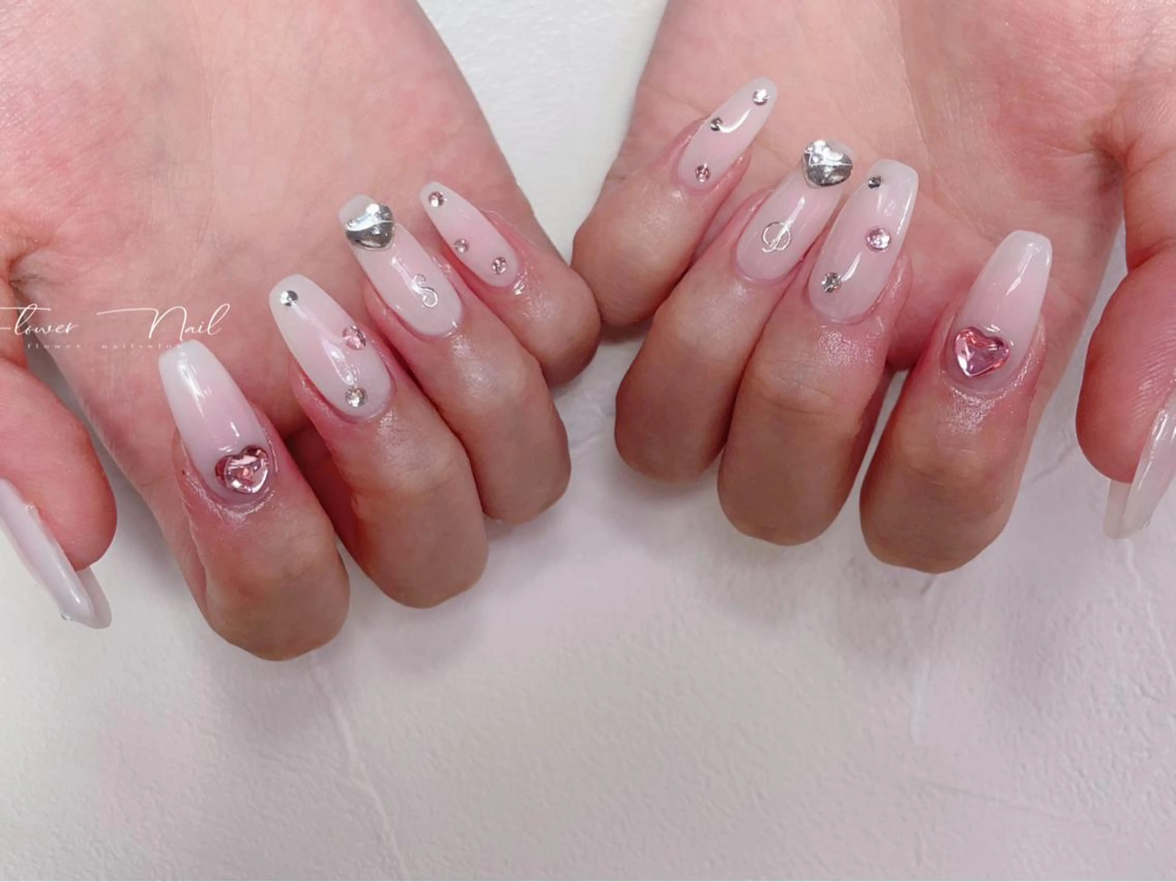ネイル Flower nailのネイルデザイン