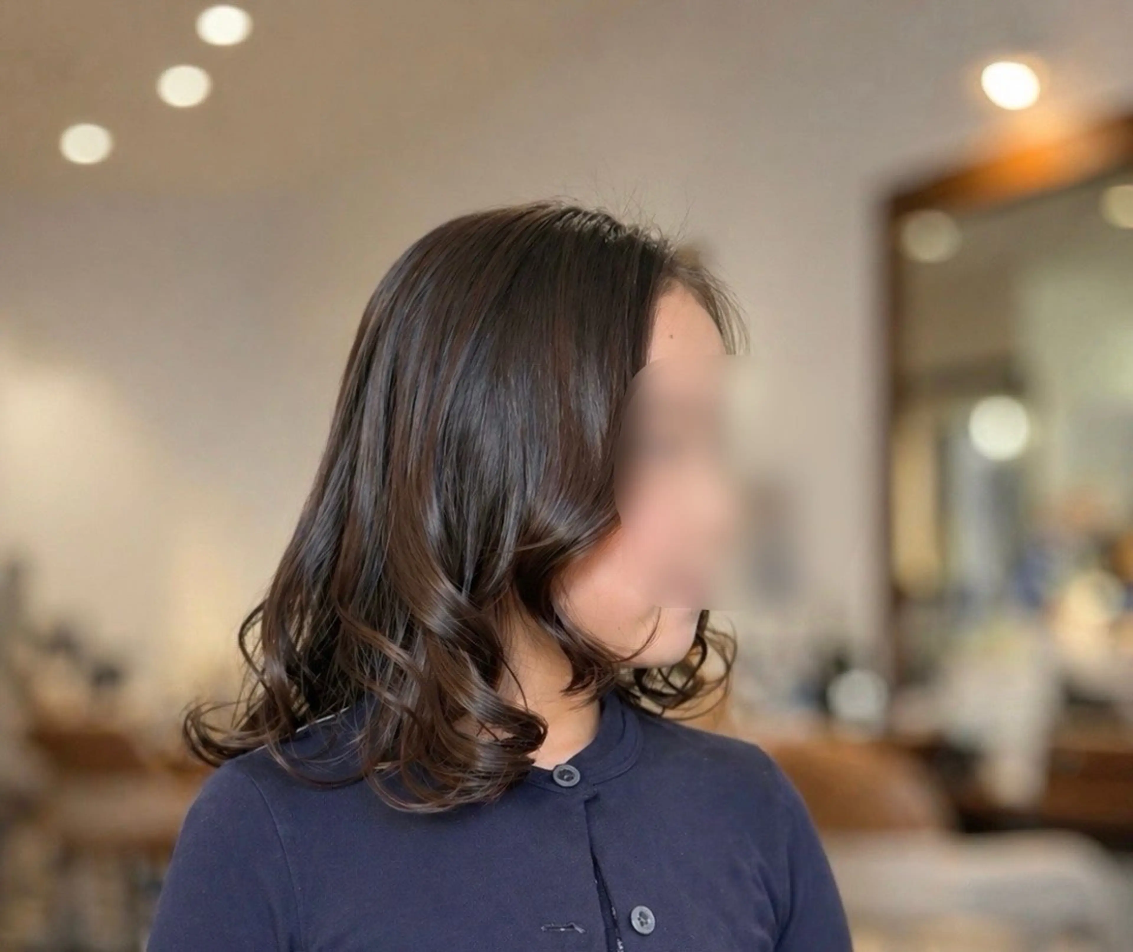 ミディアム 吉富 博美のヘアスタイル