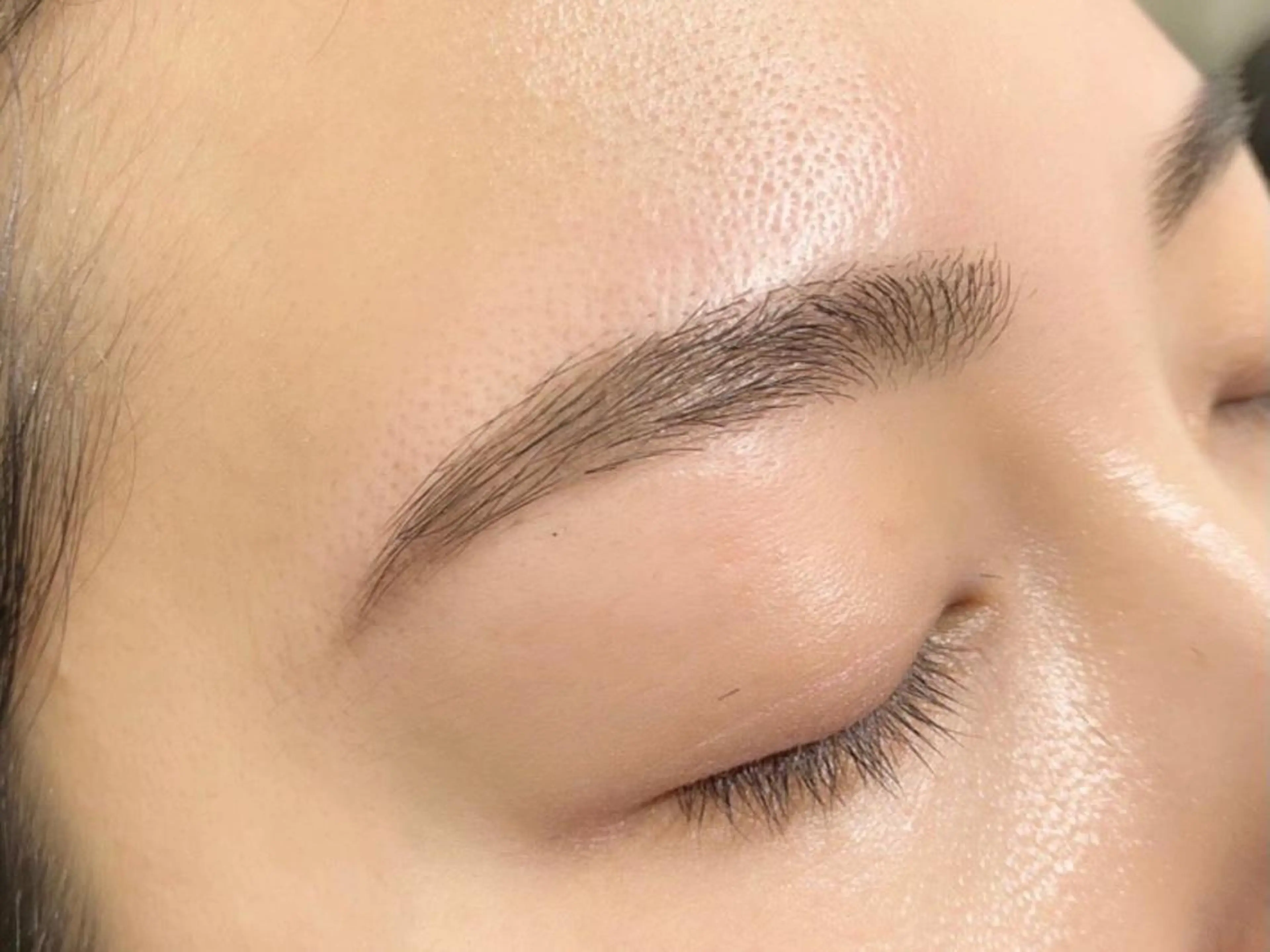 アイブロウ ワックス脱毛 eyelist 大垣のマツエク・マツパデザイン