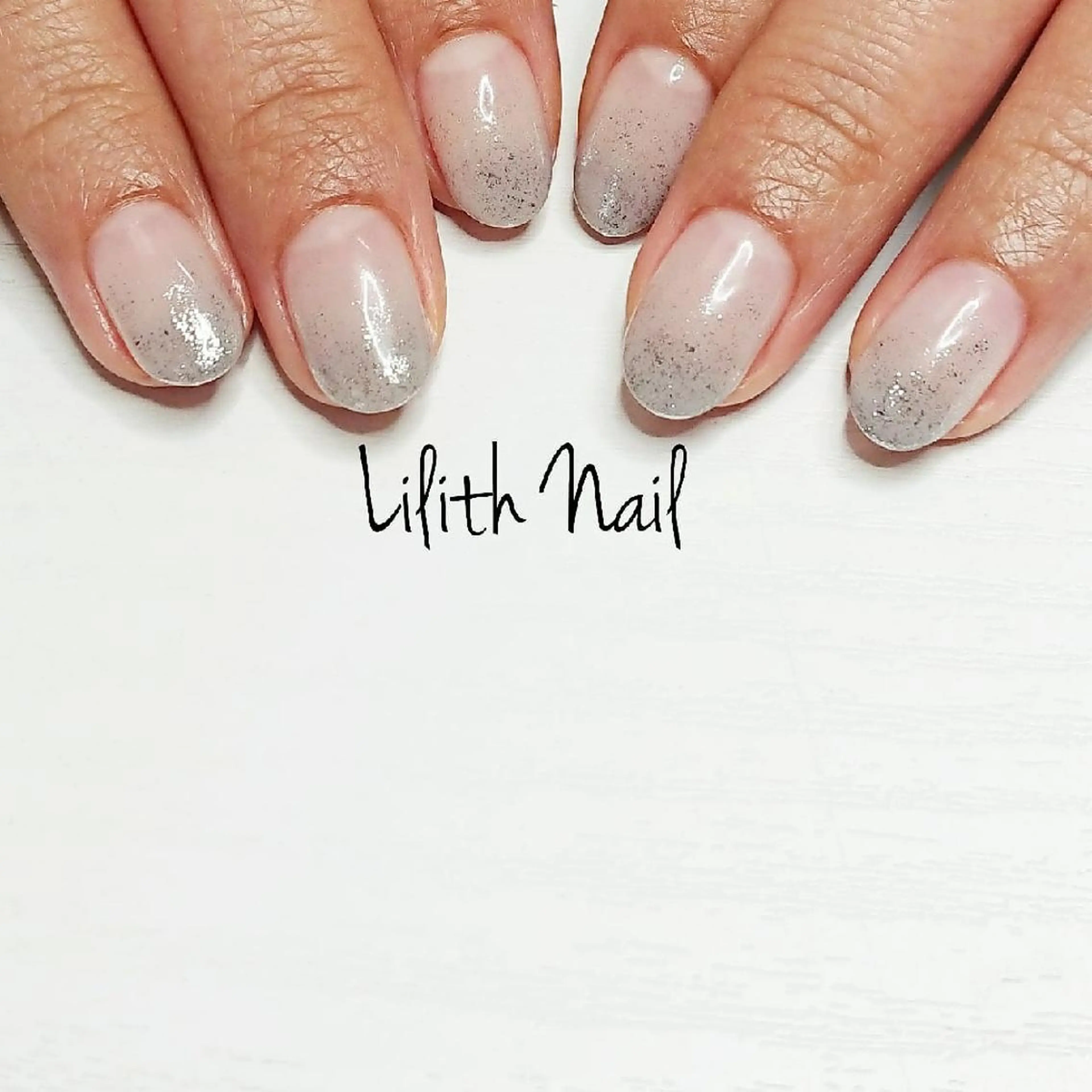ネイル グラデーション ハンドネイル Lilith Nailのネイルデザイン