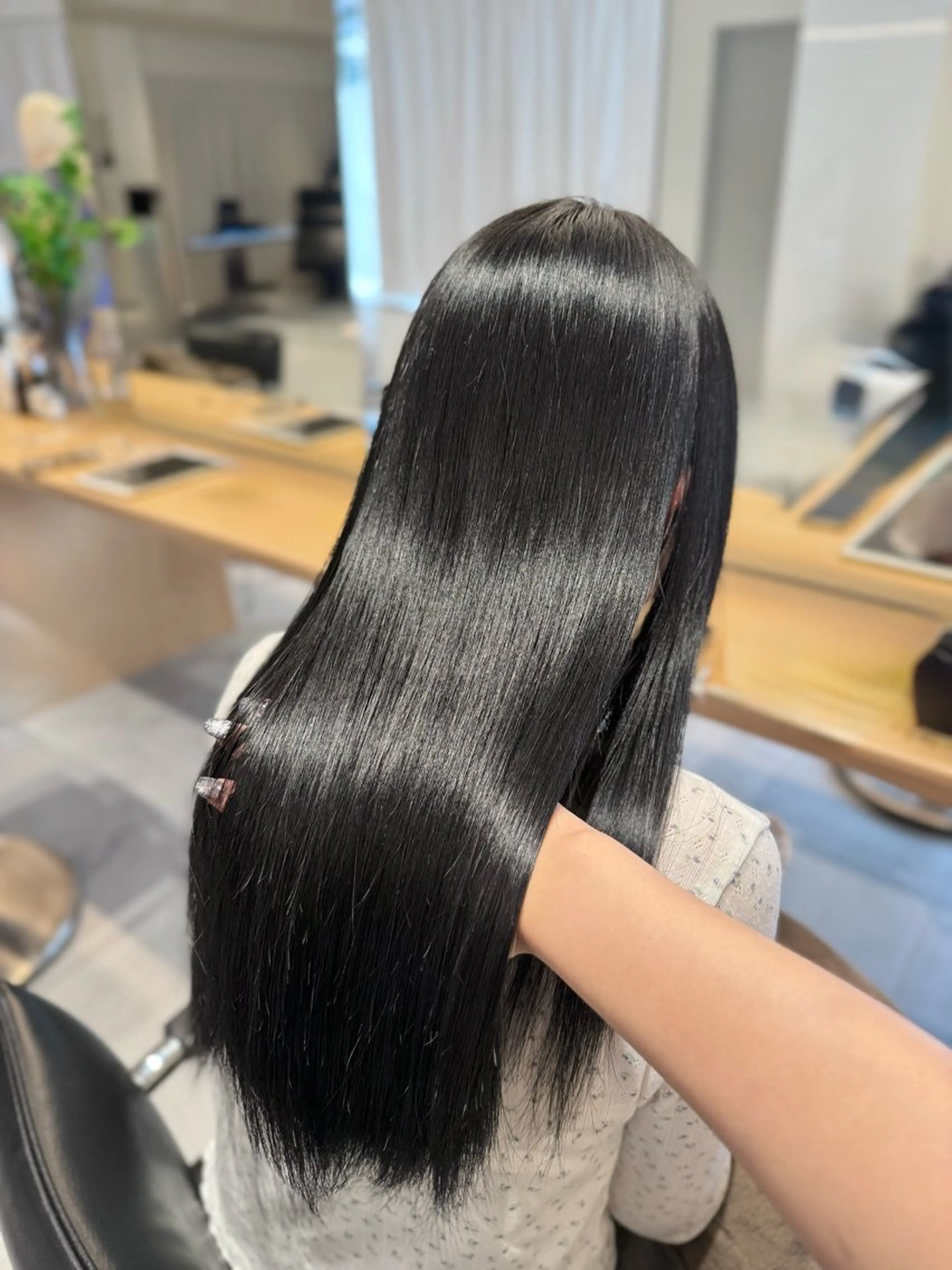 ロング カラー パーマ 縮毛矯正 カット ヘアカラー 縮毛矯正 ツヤ髪/透け感ヘア 💎Nokaのヘアスタイル