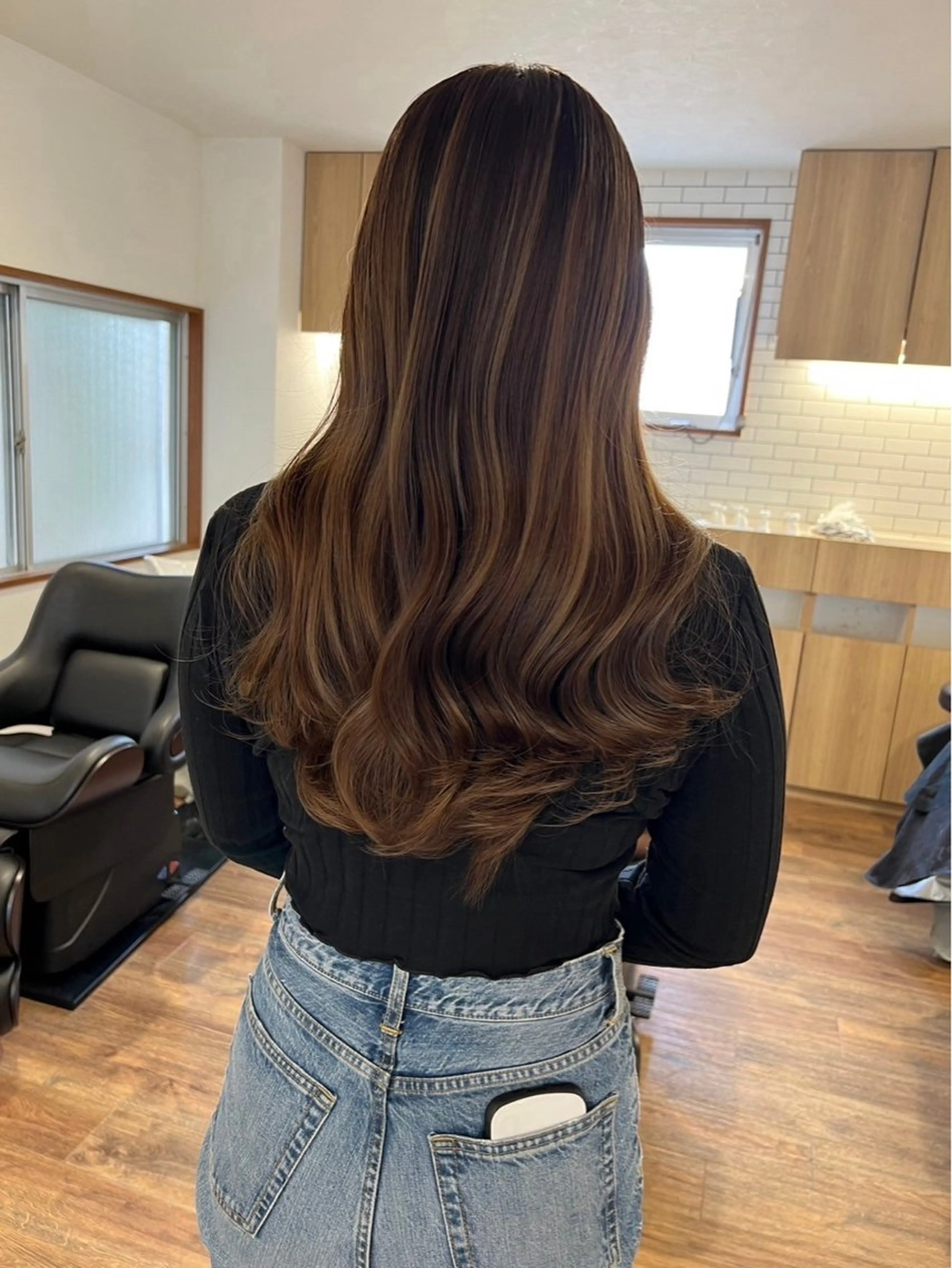 ロング ハイライト カット ヘアカラー 白髪ぼかしハイライト レイヤー川口　元気のヘアスタイル