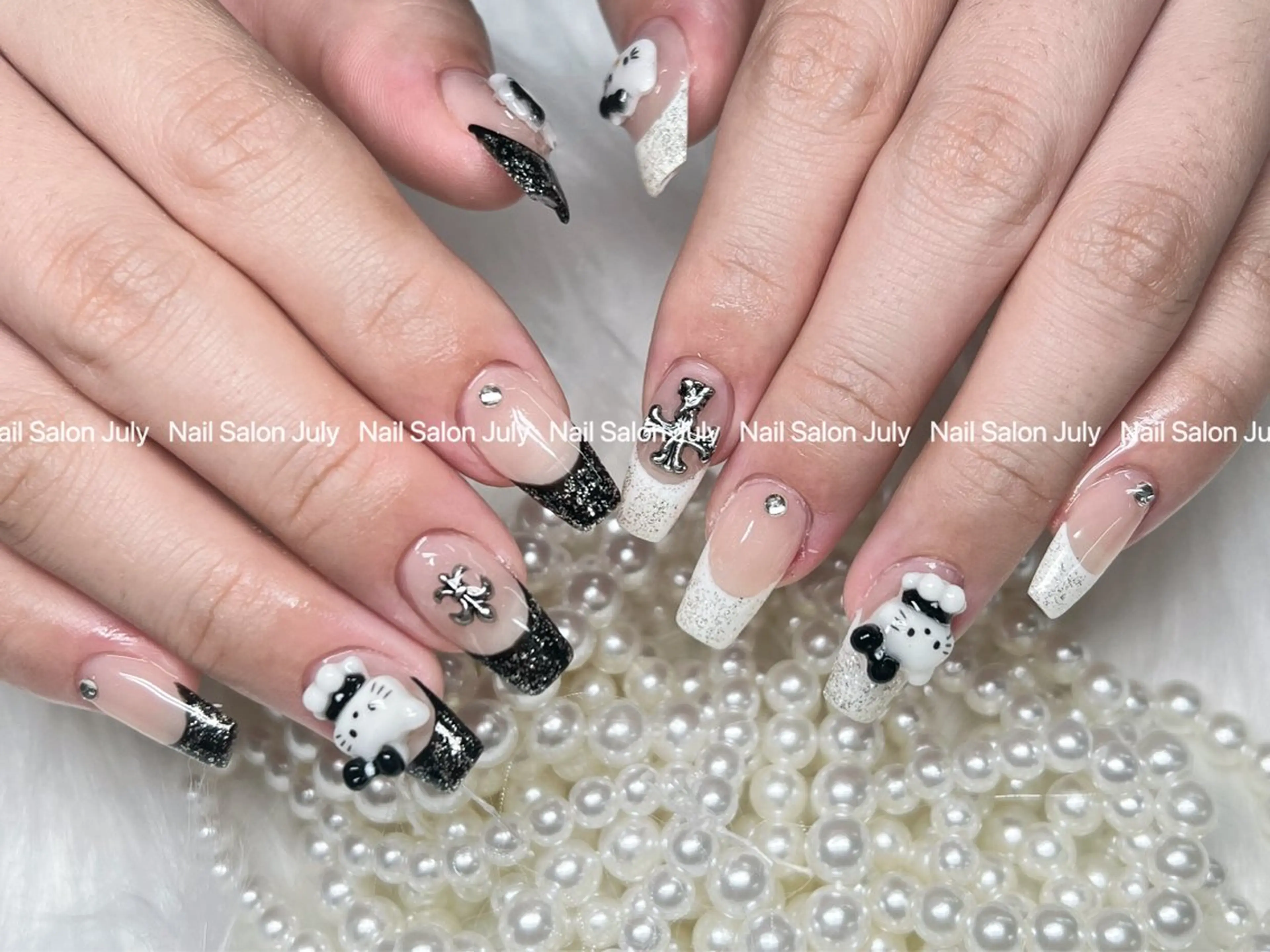ネイル アートネイル オーロラネイル ジェルネイル ガーリー キラキラネイル July モモのネイルデザイン