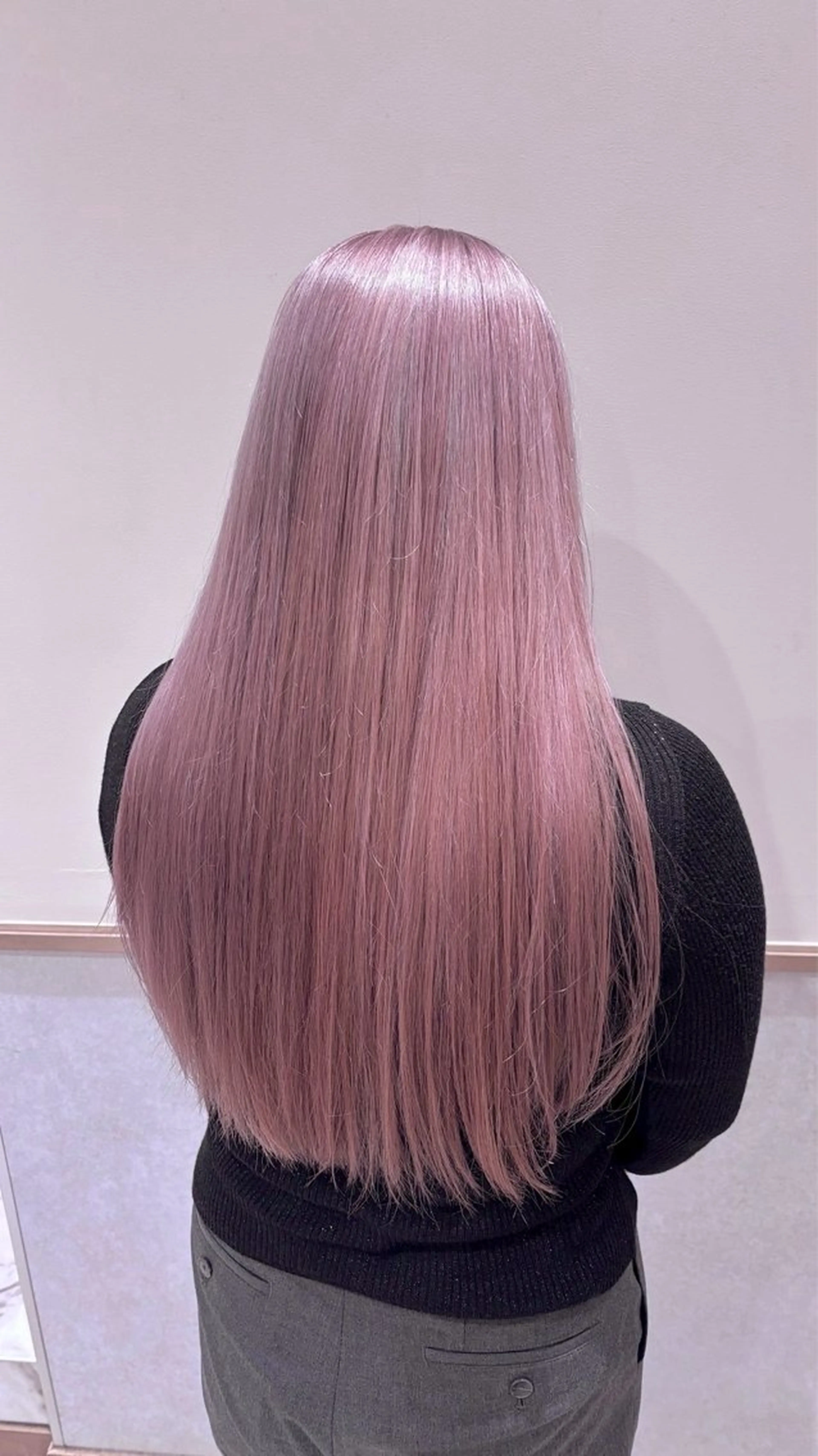 ロング カラー 野澤 佑奈のヘアスタイル