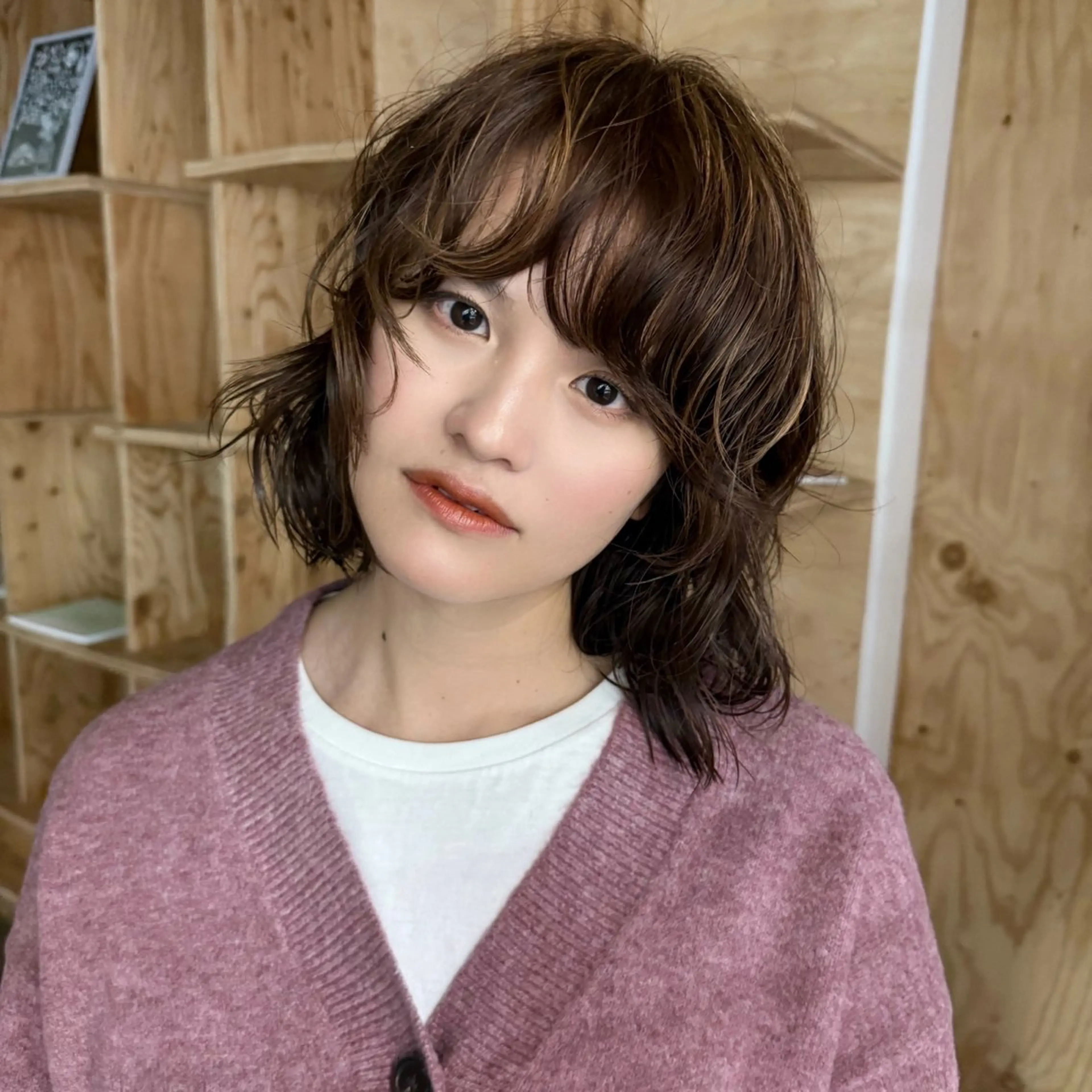 ミディアム カラー パーマ ボブ 中谷大志朗 学割レイヤーカットのヘアスタイル