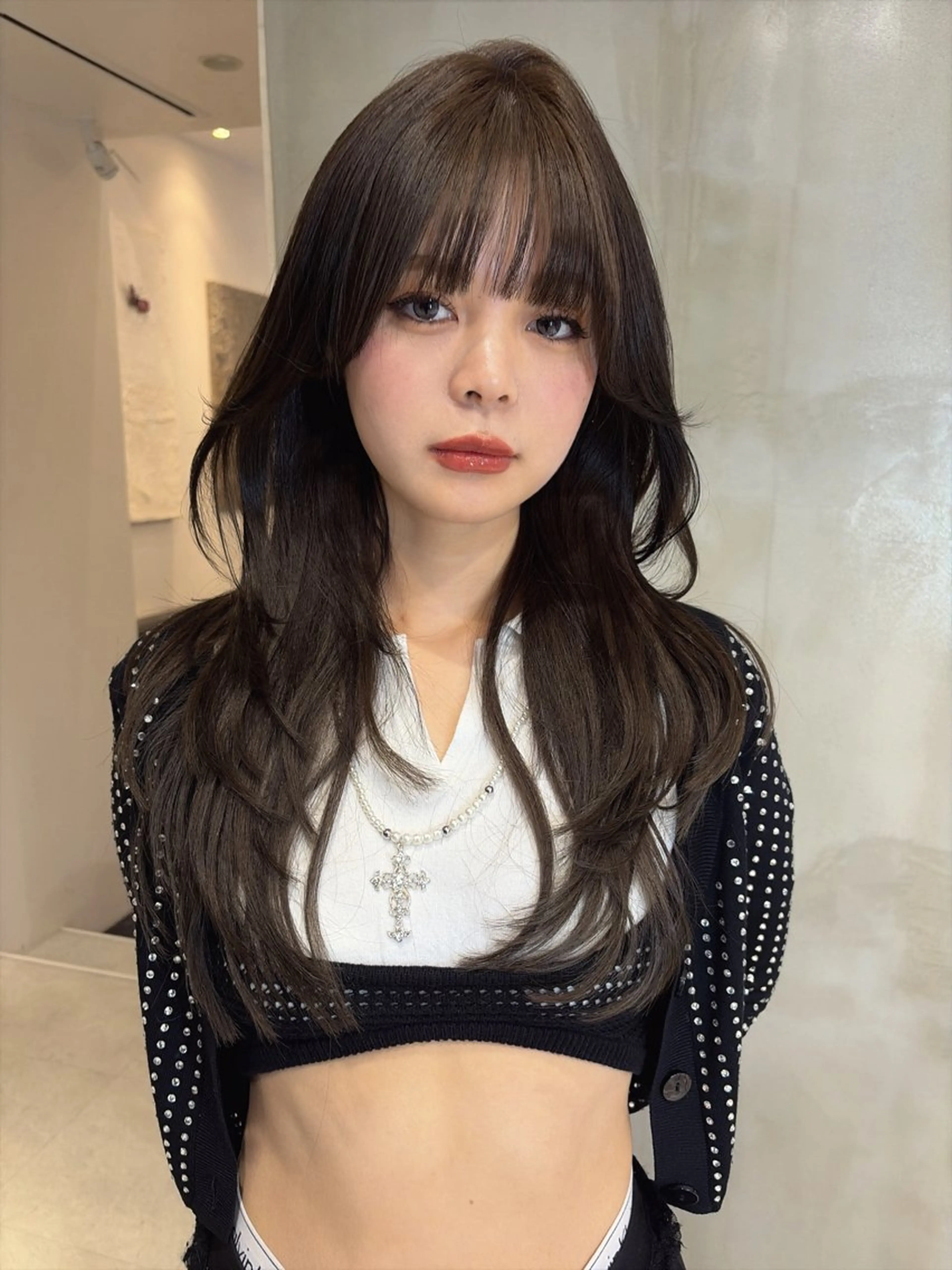 ロング カット ヘアカラー トリートメント 海野翔吾🇨🇳 ワンホンレイヤーのヘアスタイル