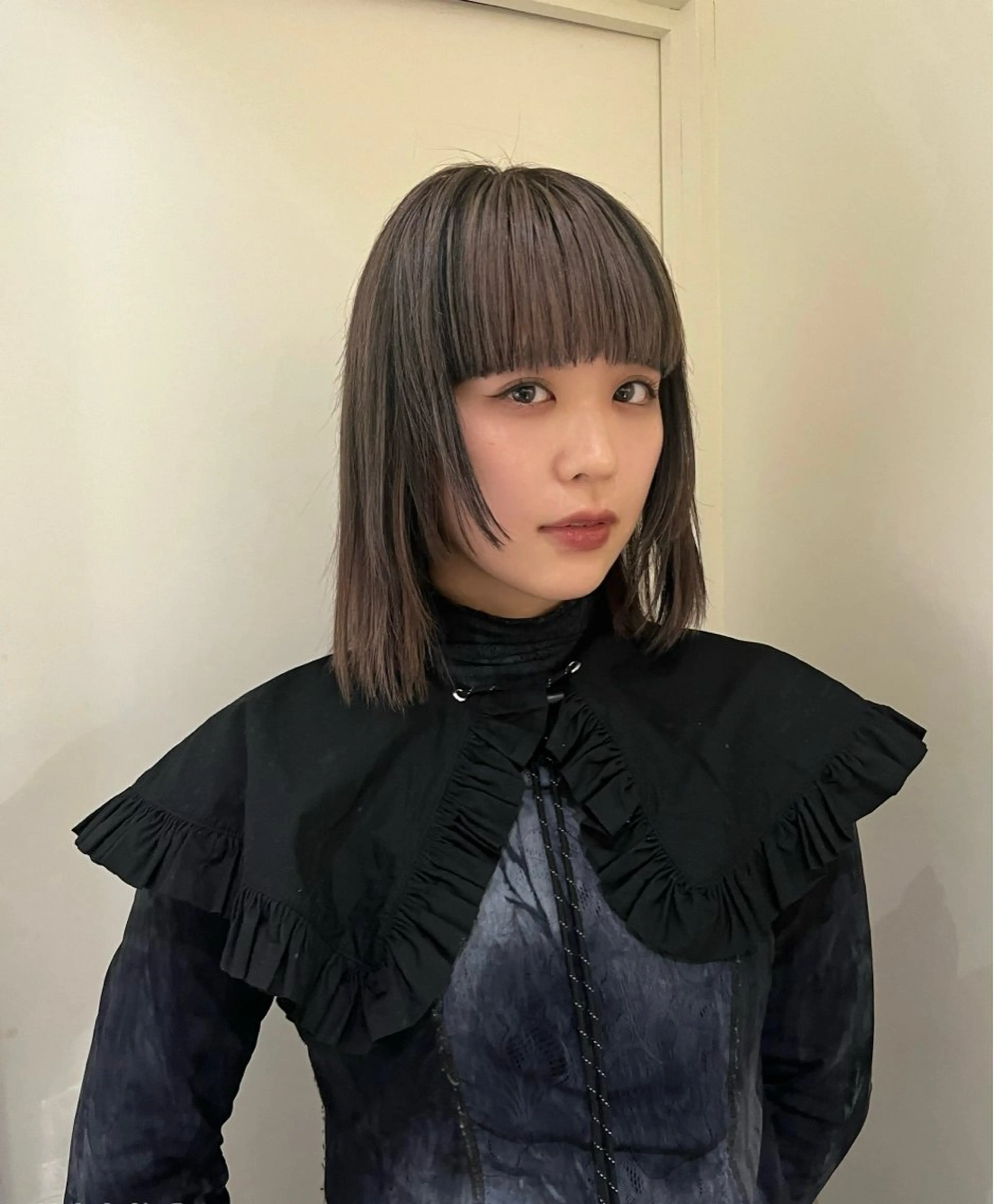 セミロング mao /HUI金山のヘアスタイル